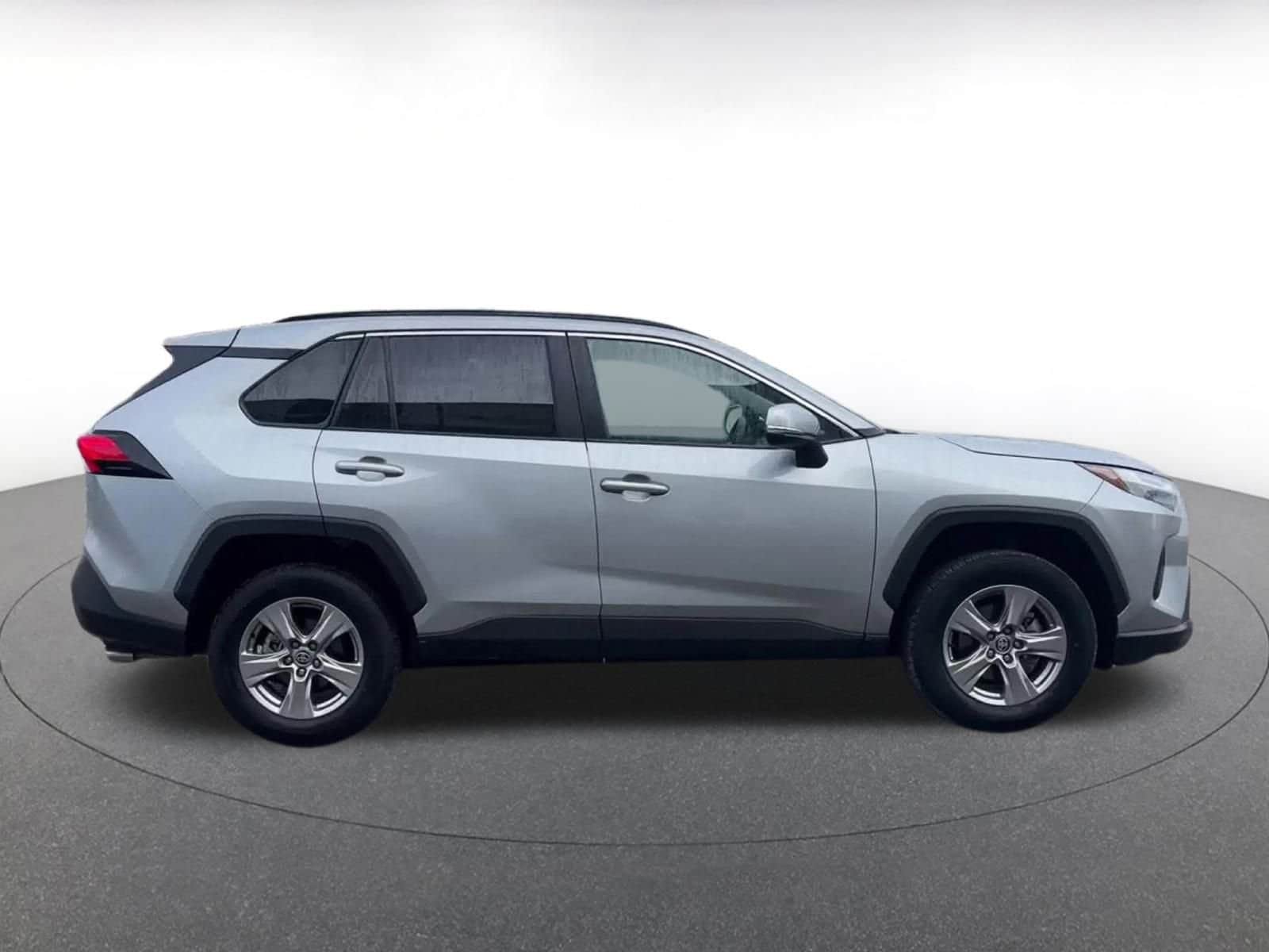 Thumbnail: 2025 Toyota RAV4 - 16