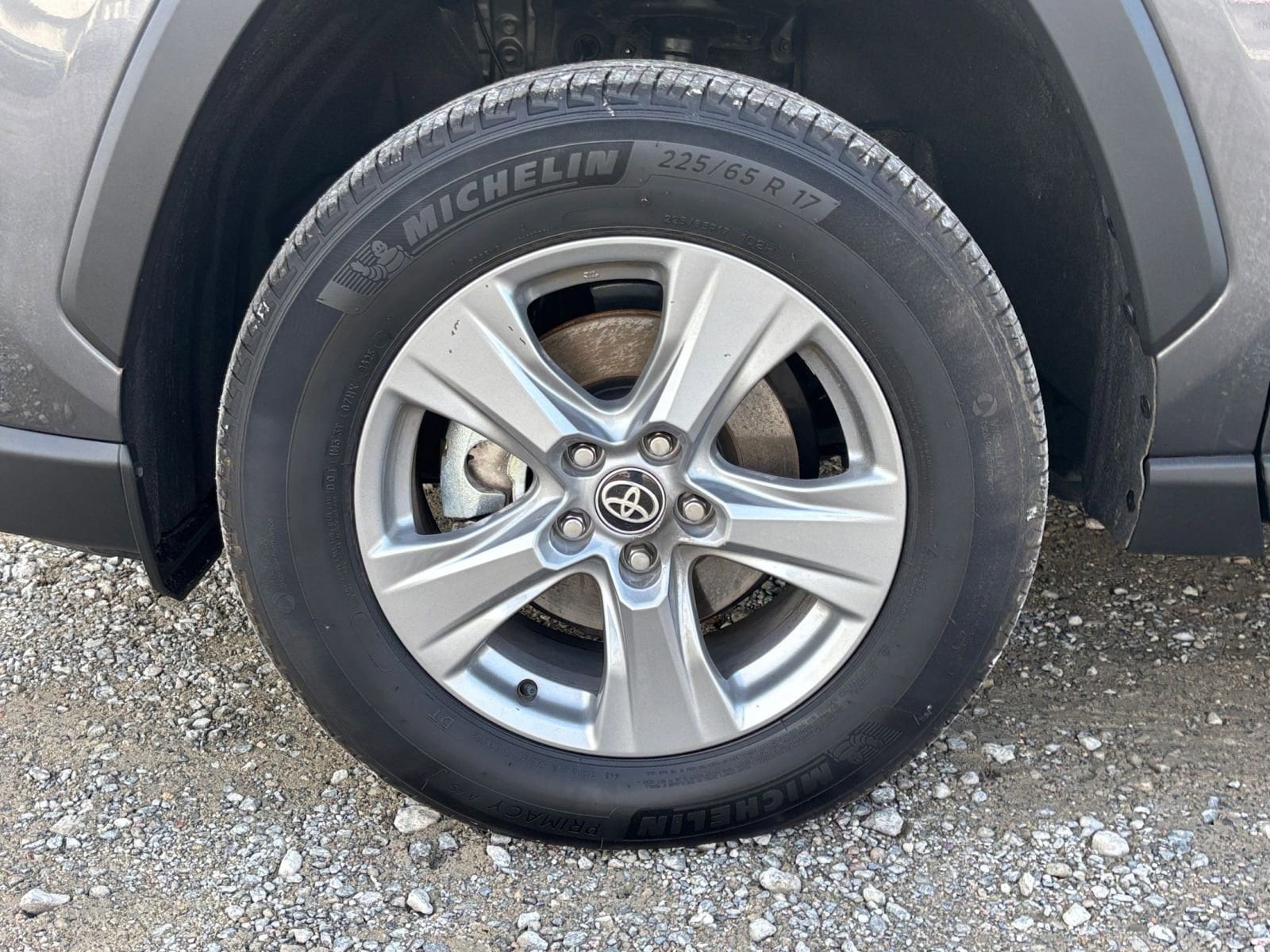 Thumbnail: 2025 Toyota RAV4 - 25