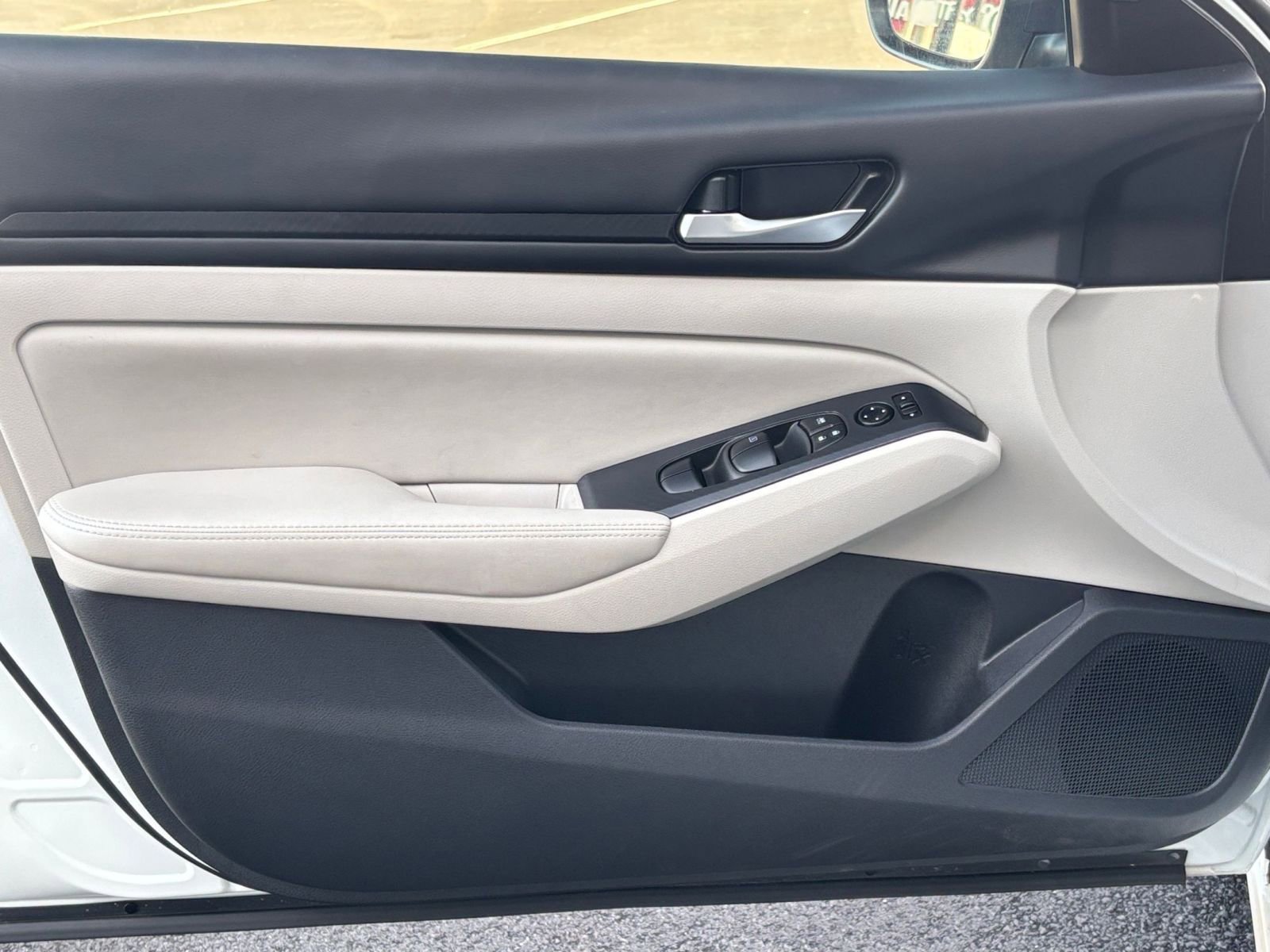 Thumbnail: 2025 Nissan Altima - 18