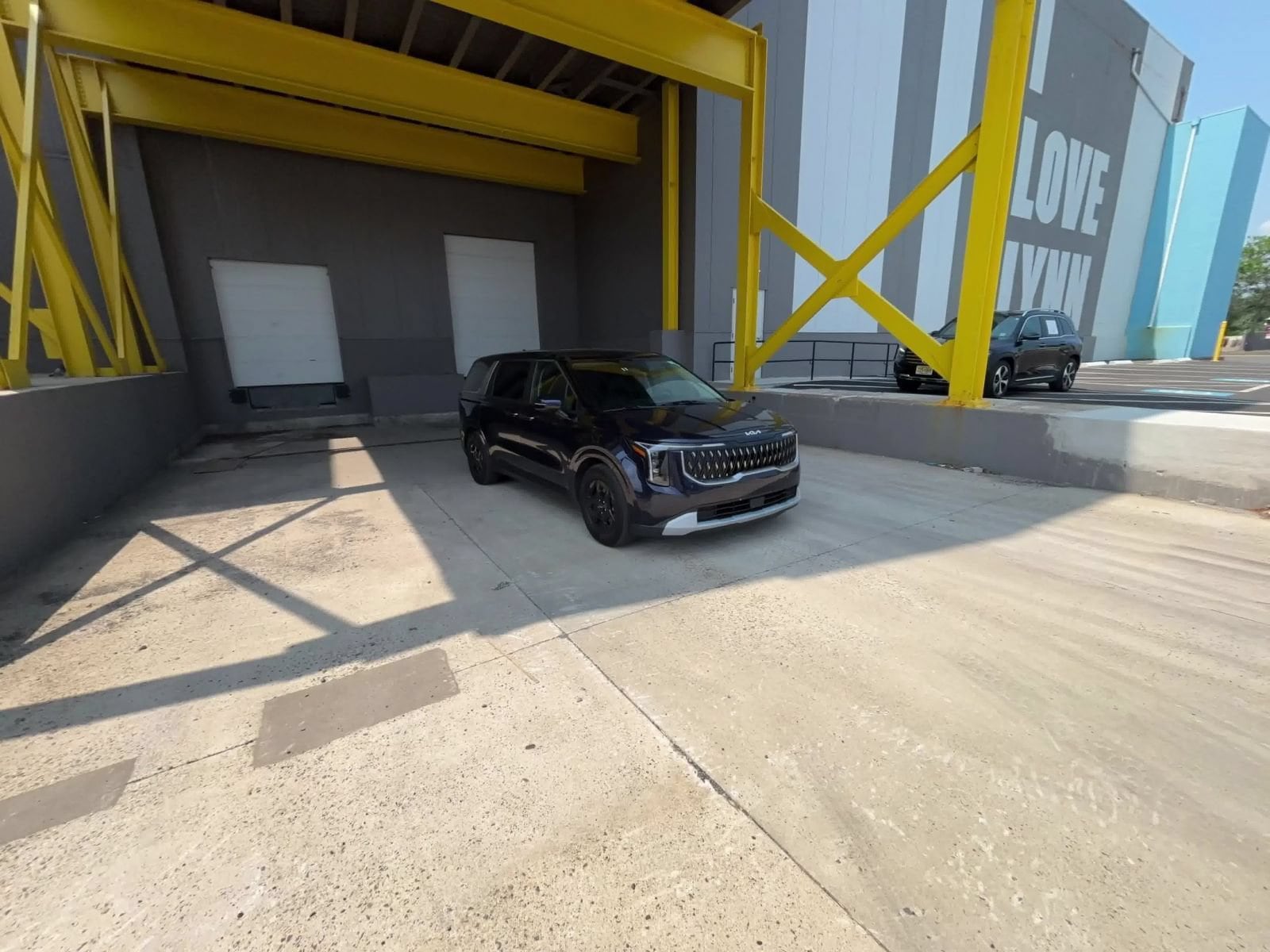 Thumbnail: 2026 Kia Carnival - 14