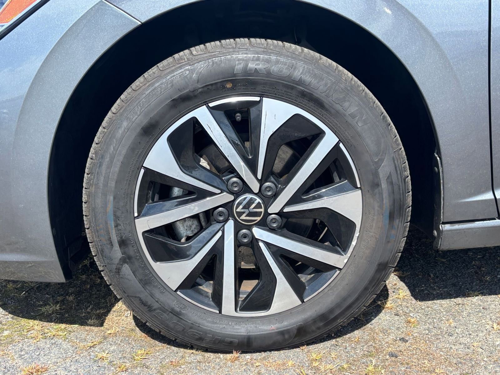 Thumbnail: 2024 Volkswagen Jetta - 25