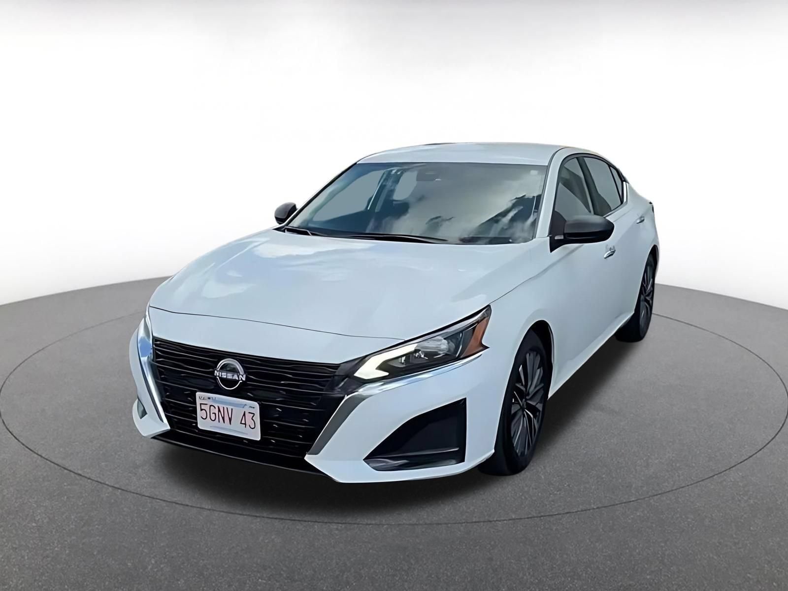 Thumbnail: 2025 Nissan Altima - 6