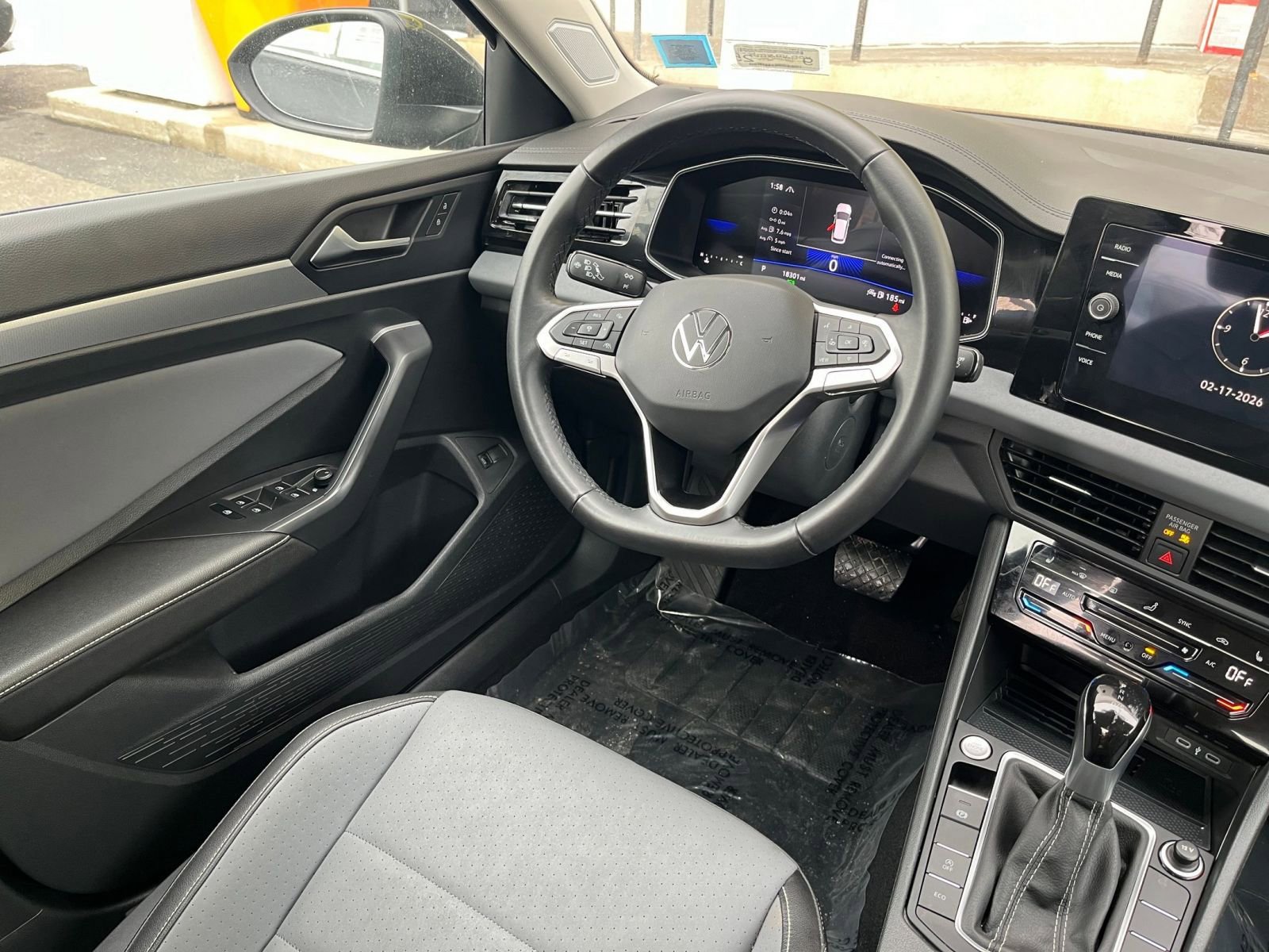 Thumbnail: 2025 Volkswagen Jetta - 30