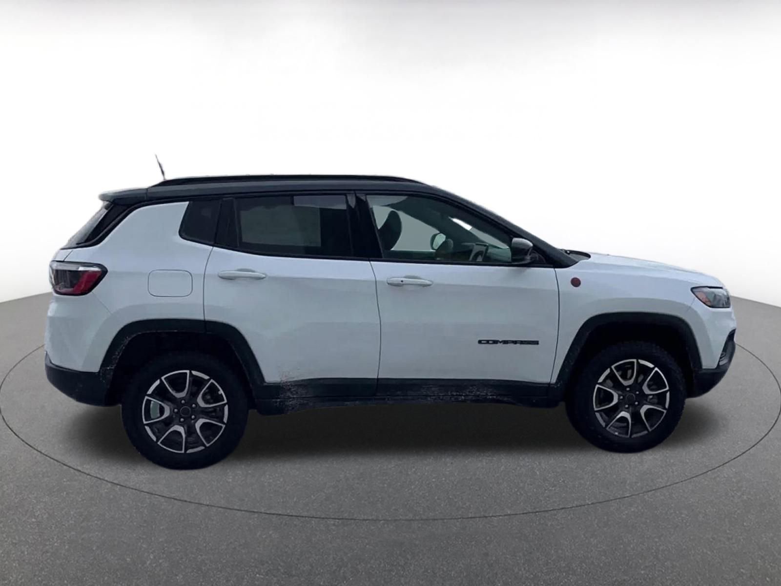 Thumbnail: 2025 Jeep Compass - 16