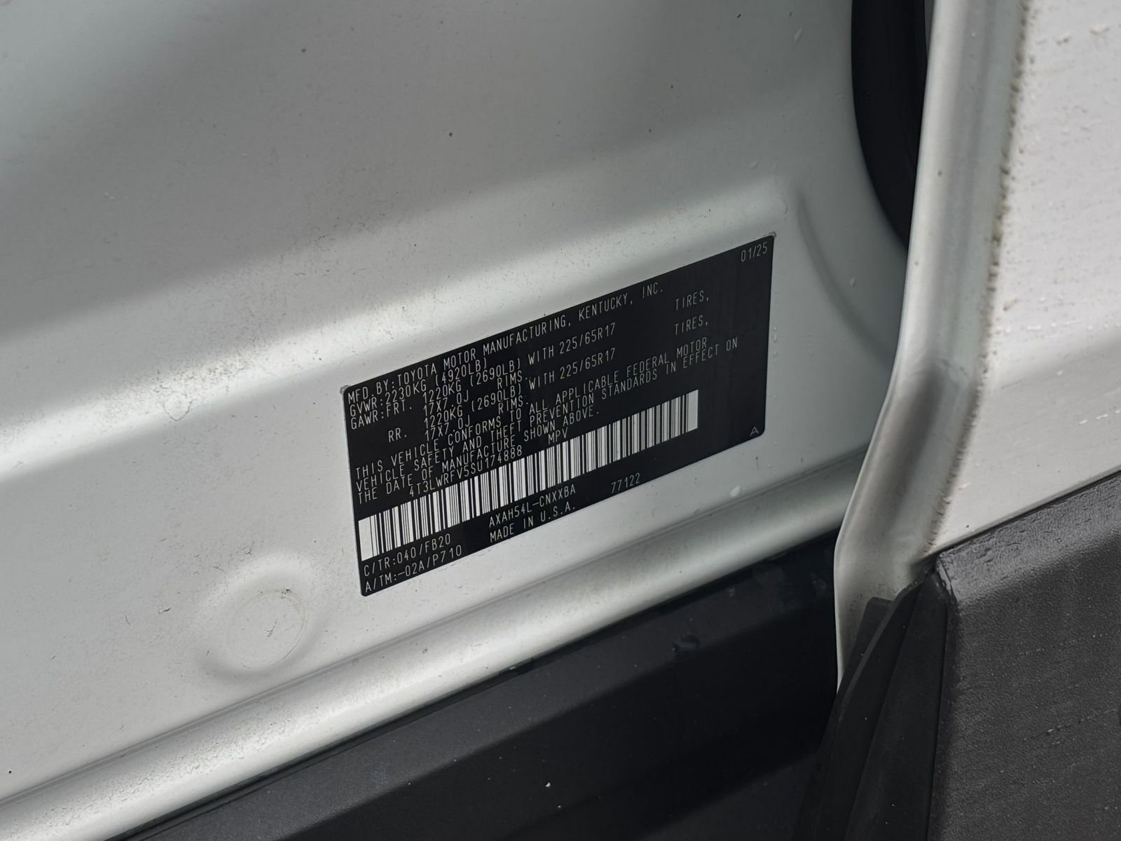 Thumbnail: 2025 Toyota RAV4 - 22