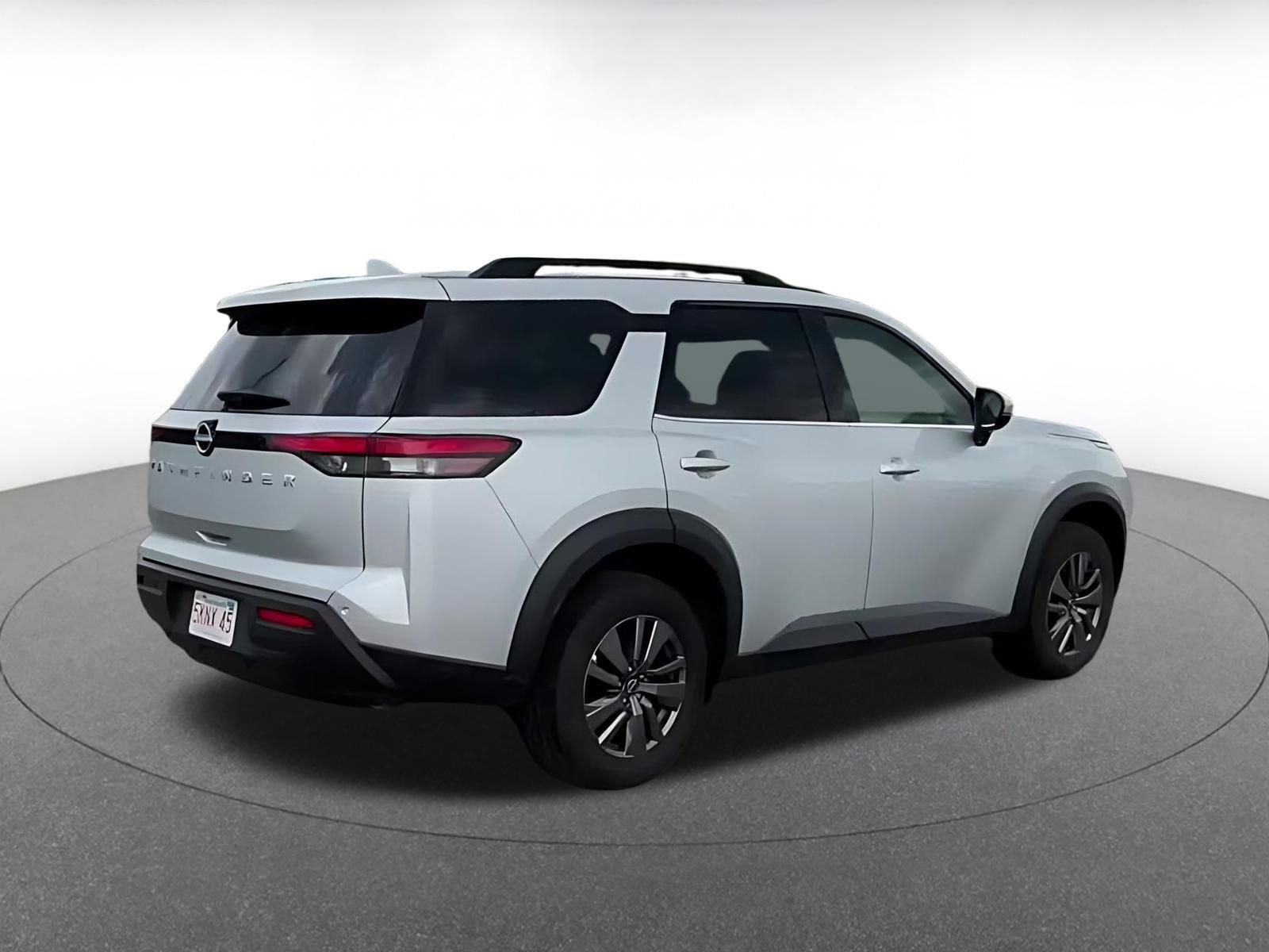 Thumbnail: 2025 Nissan Pathfinder - 14