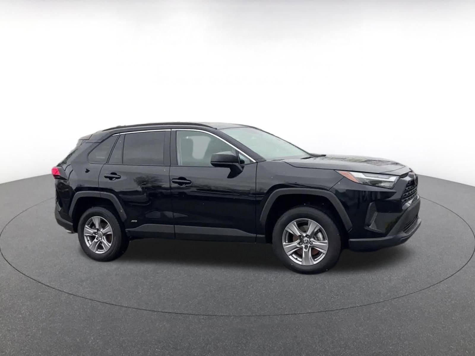 Thumbnail: 2025 Toyota RAV4 - 2