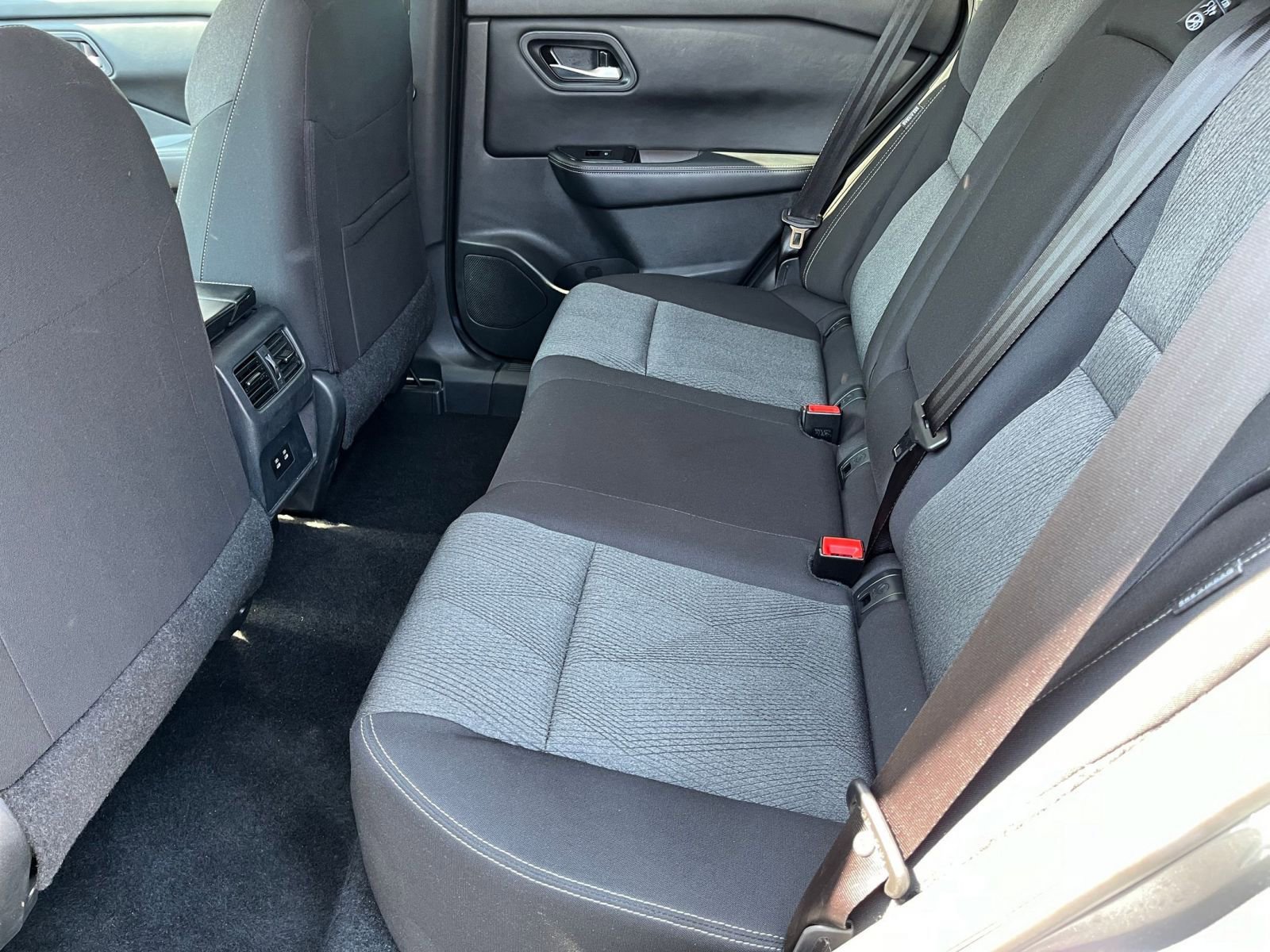 Thumbnail: 2025 Nissan Rogue - 27