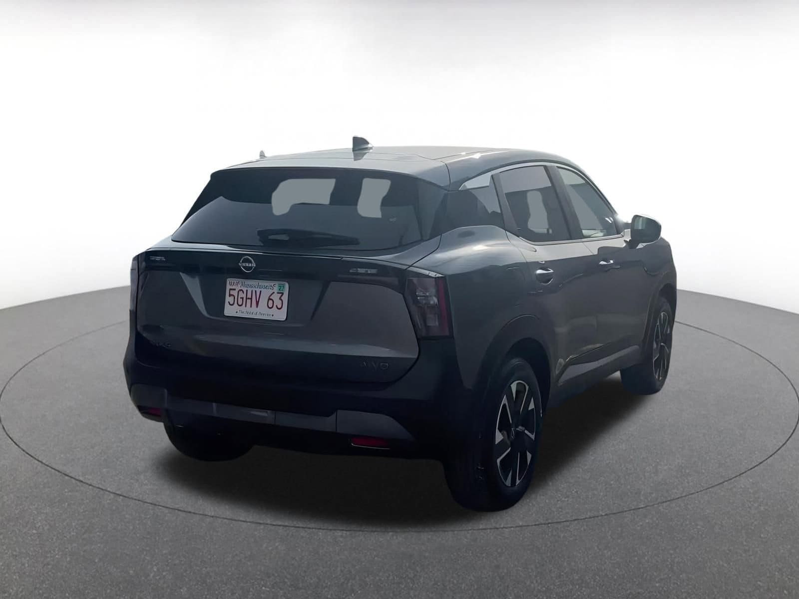 Thumbnail: 2025 Nissan Kicks - 14