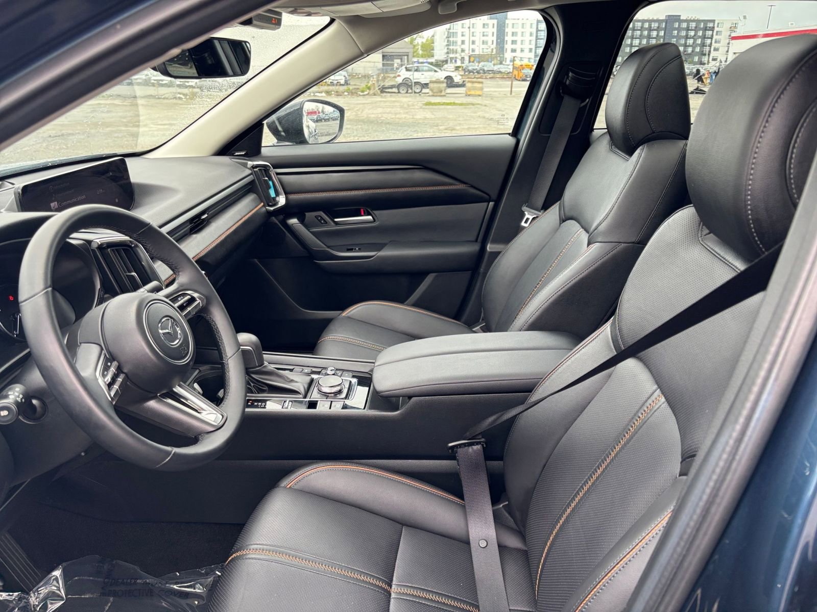 Thumbnail: 2025 Mazda CX-50 - 28