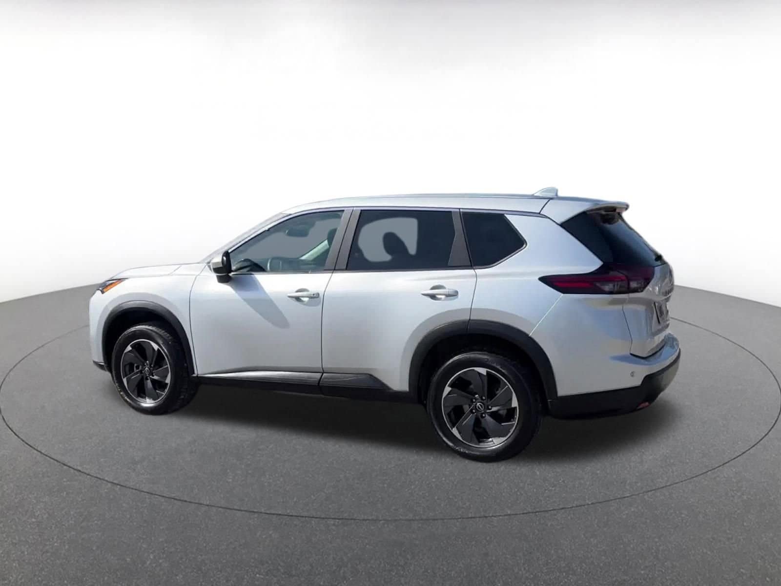 Thumbnail: 2024 Nissan Rogue - 10