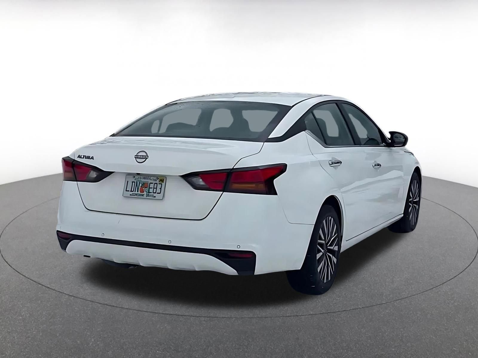 Thumbnail: 2025 Nissan Altima - 12