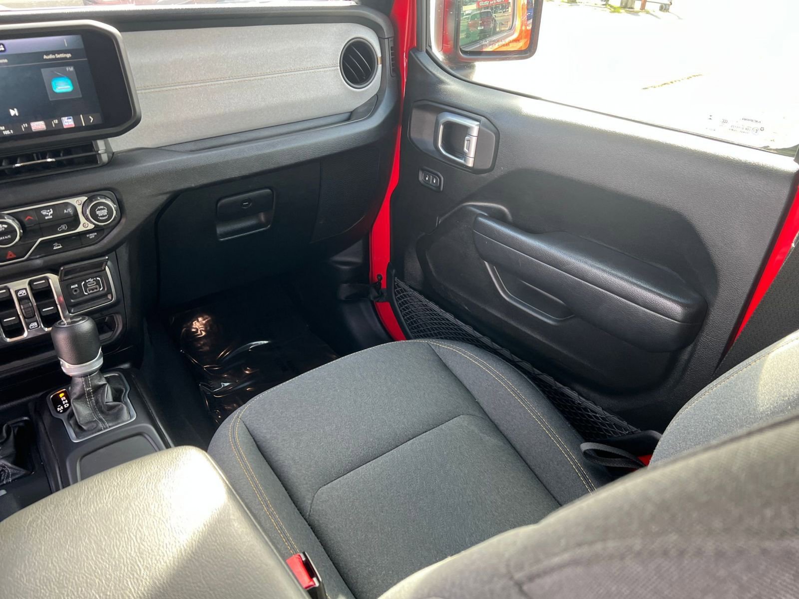 Thumbnail: 2025 Jeep Wrangler - 35