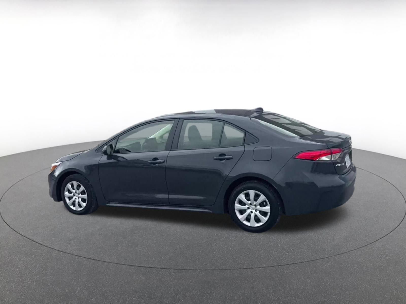 Thumbnail: 2025 Toyota Corolla - 10