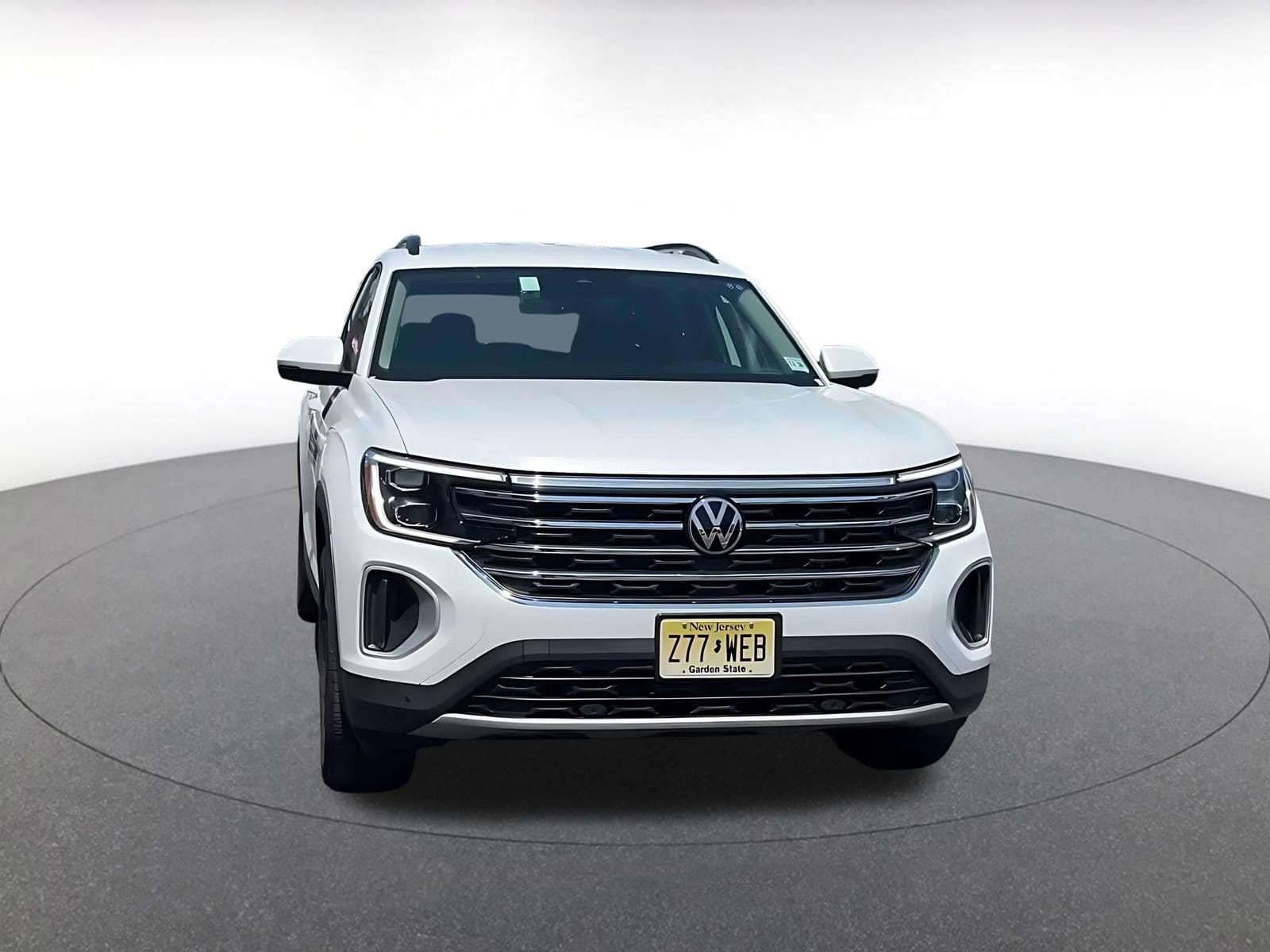 Thumbnail: 2026 Volkswagen Atlas - 3