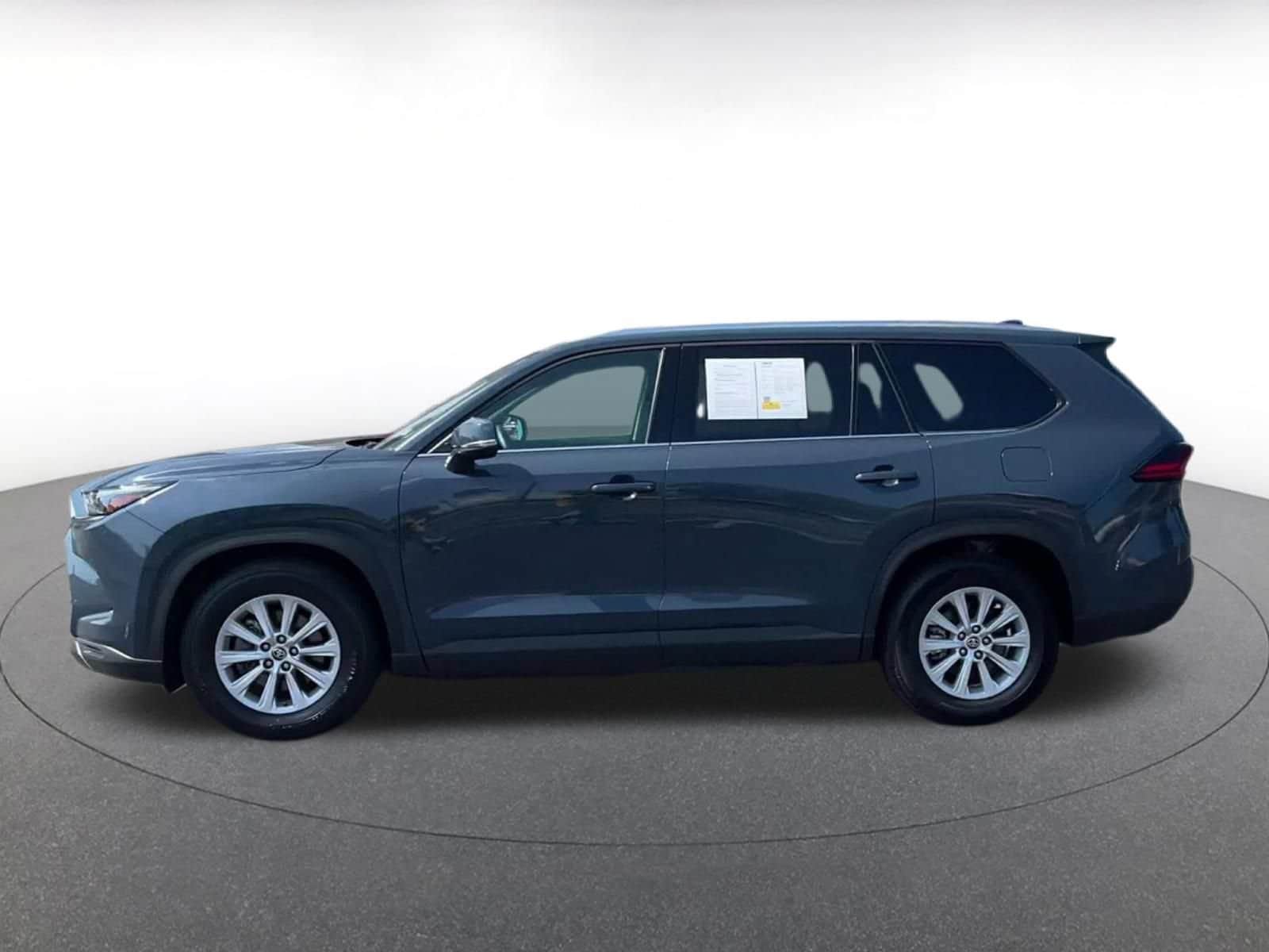 Thumbnail: 2025 Toyota Grand Highlander - 8