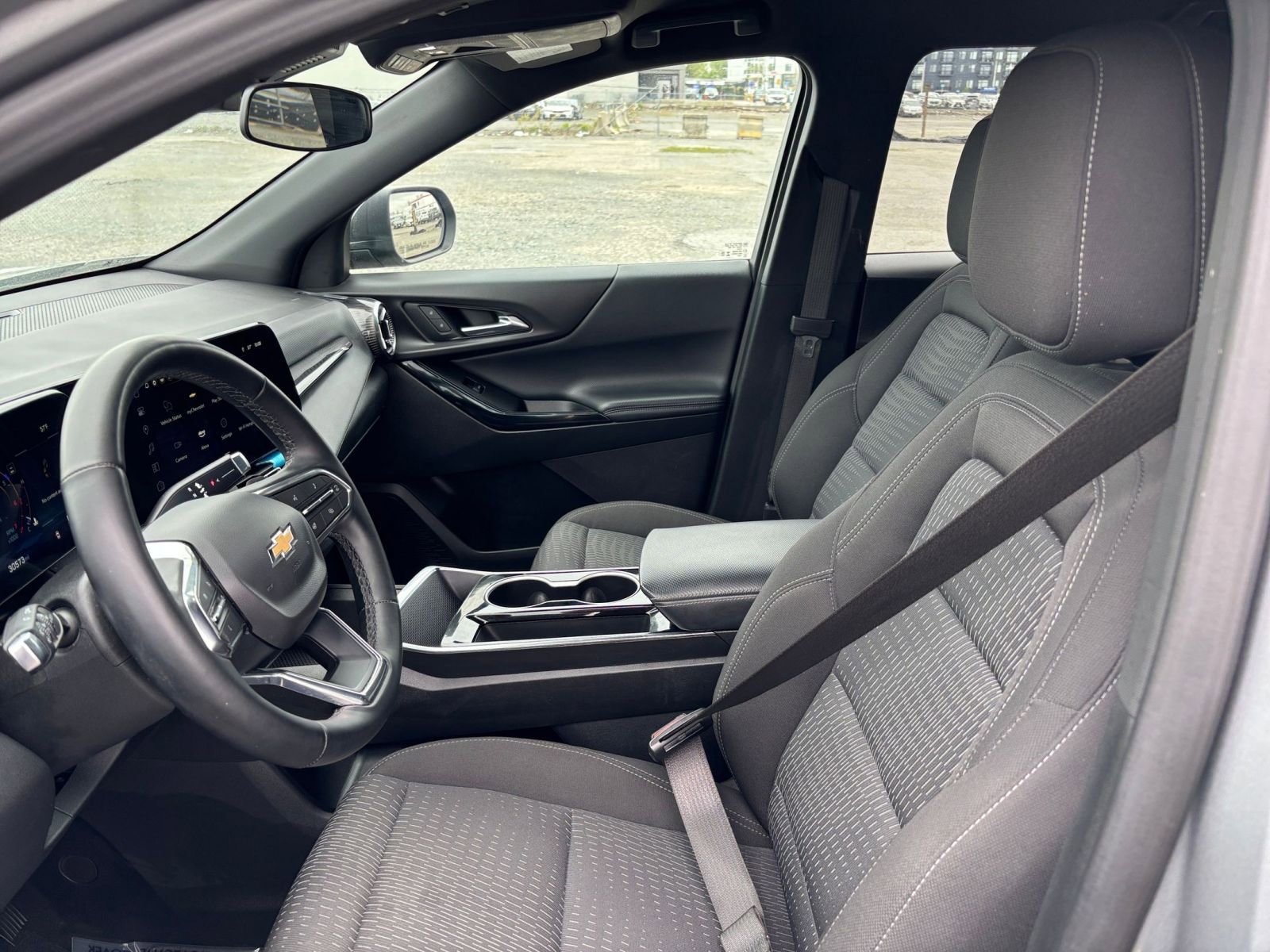Thumbnail: 2025 Chevrolet Equinox - 27