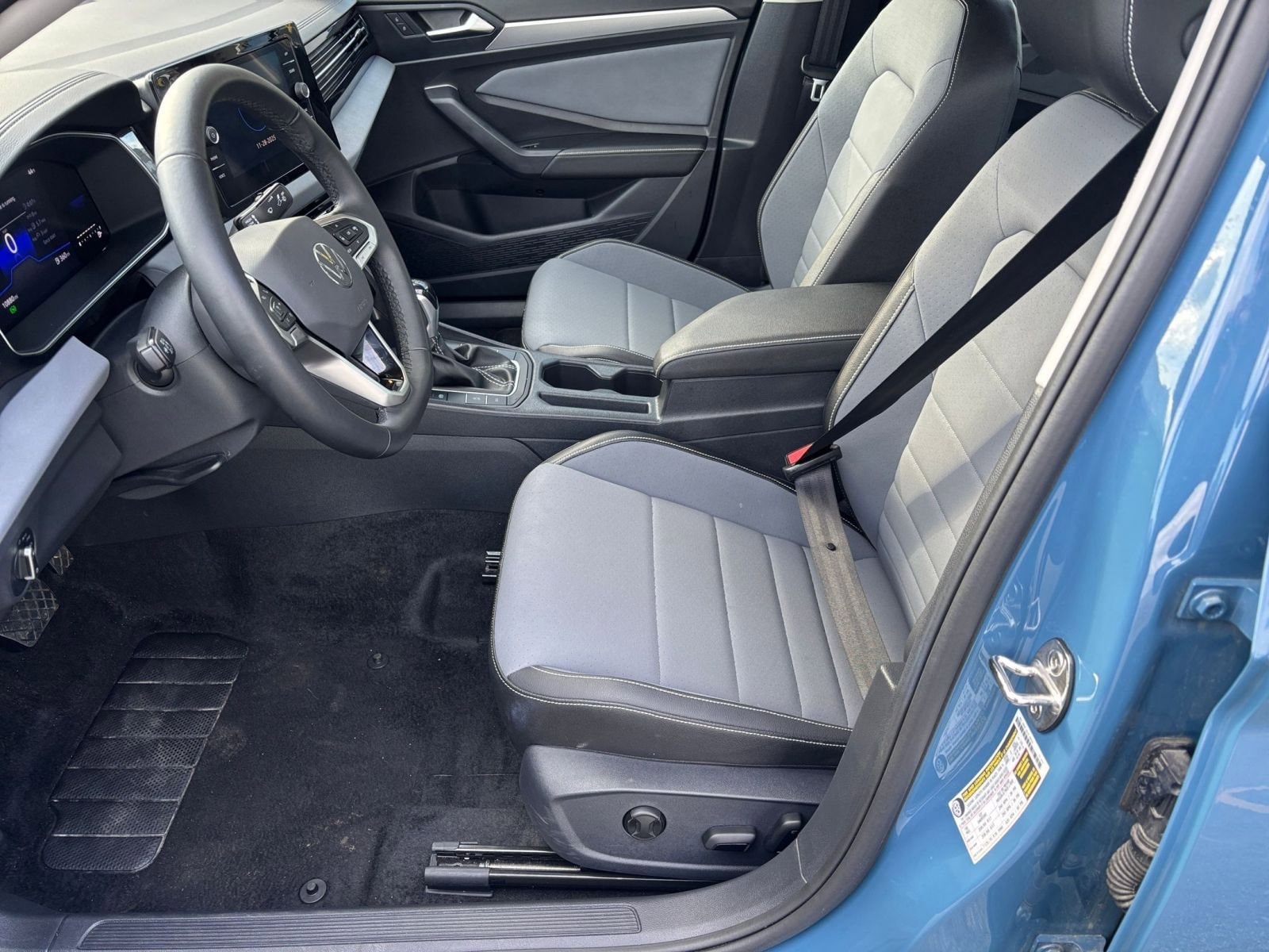 Thumbnail: 2025 Volkswagen Jetta - 23