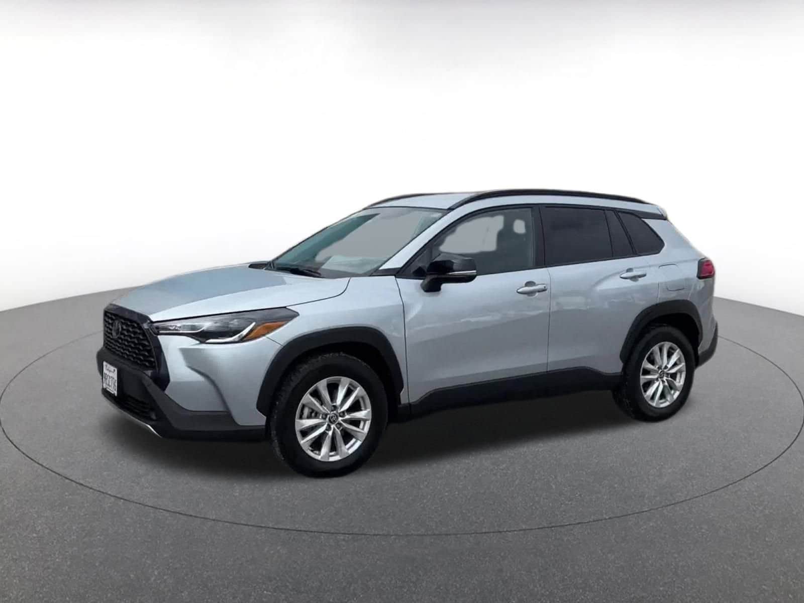 Thumbnail: 2025 Toyota Corolla Cross - 8