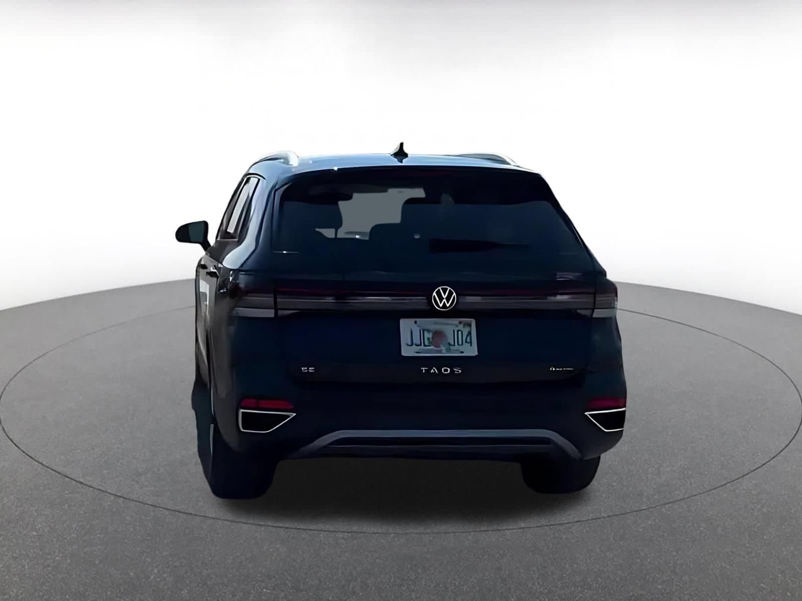Thumbnail: 2025 Volkswagen Taos - 9