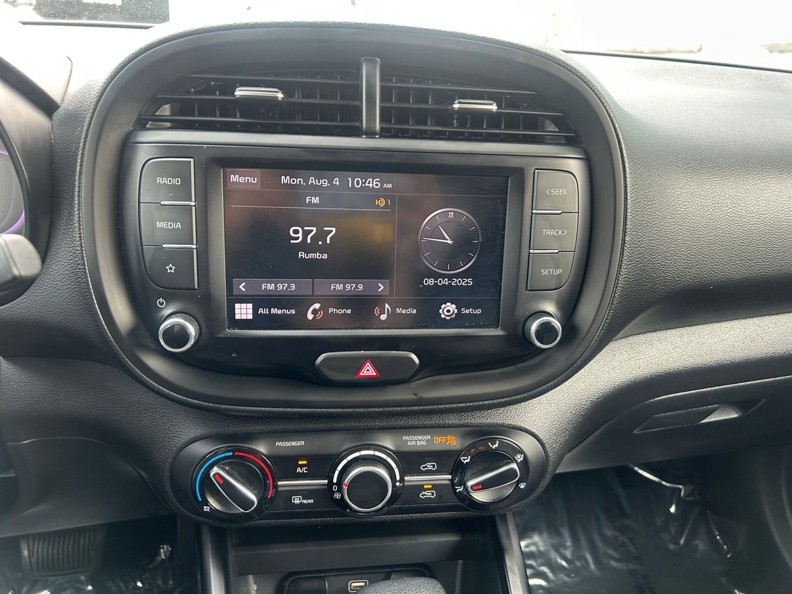 Thumbnail: 2023 Kia Soul - 18