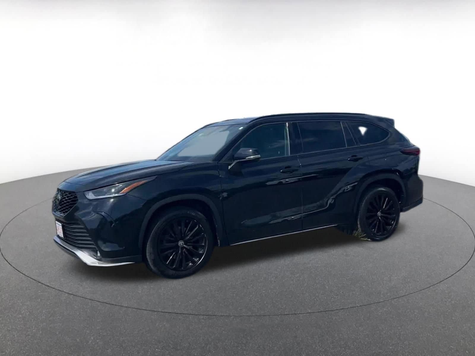 Thumbnail: 2024 Toyota Highlander - 7