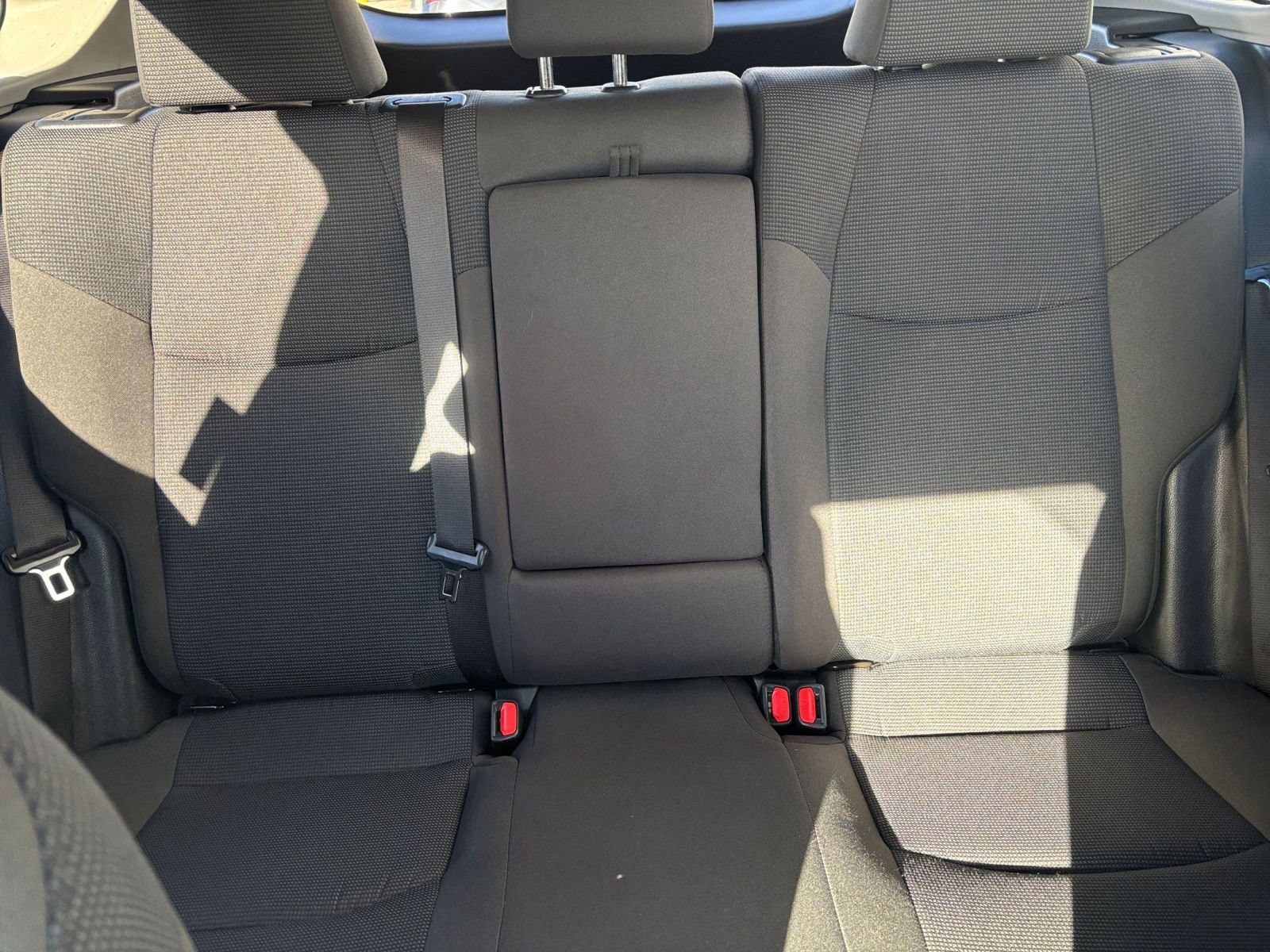 Thumbnail: 2025 Toyota RAV4 - 34