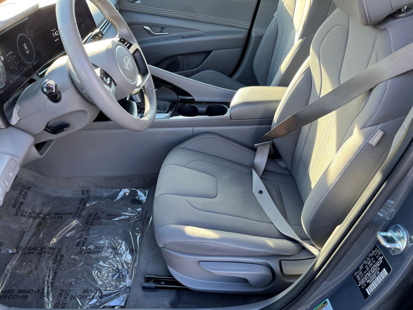 Thumbnail: 2025 Hyundai Elantra - 23