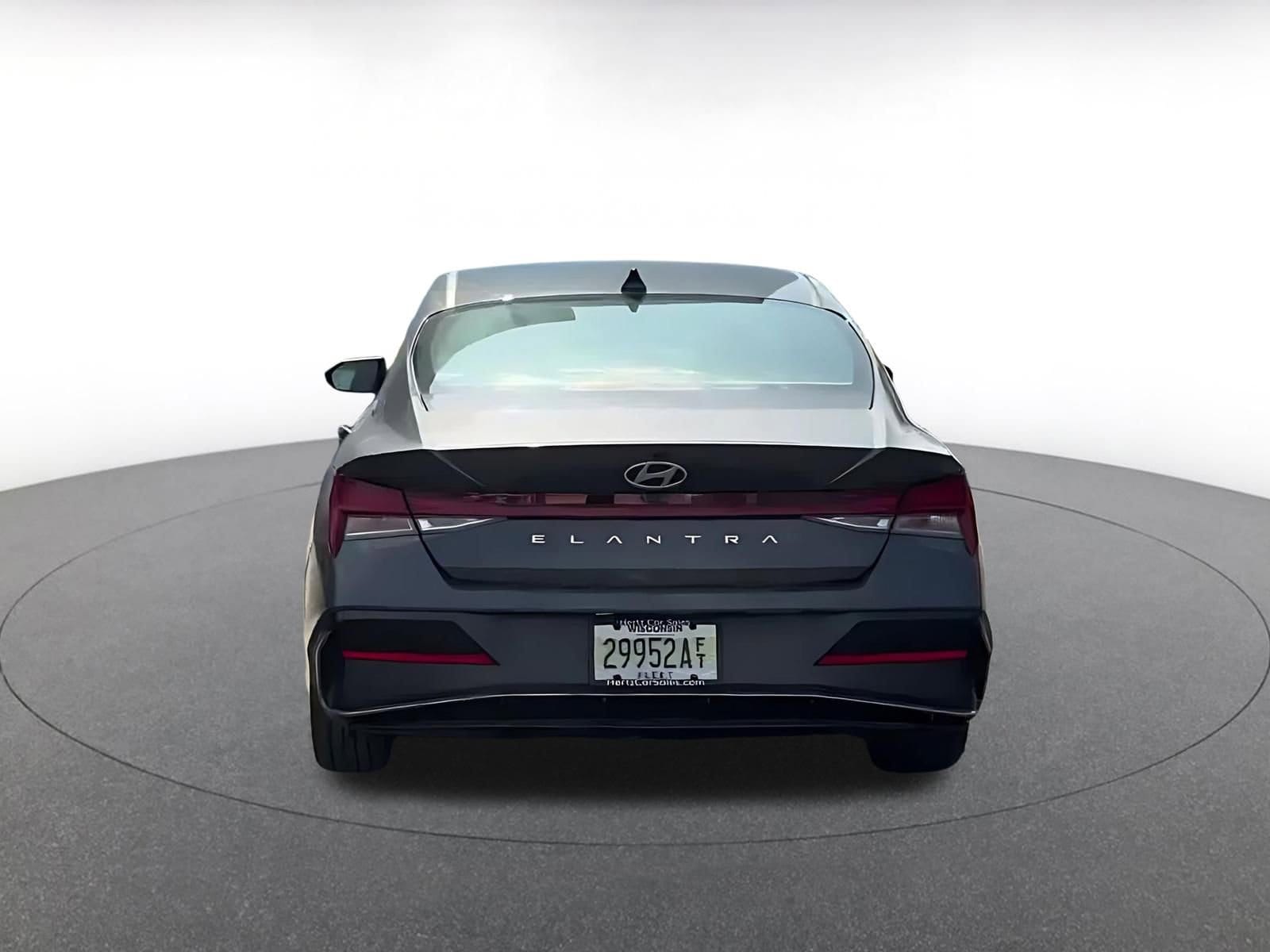 Thumbnail: 2025 Hyundai Elantra - 12