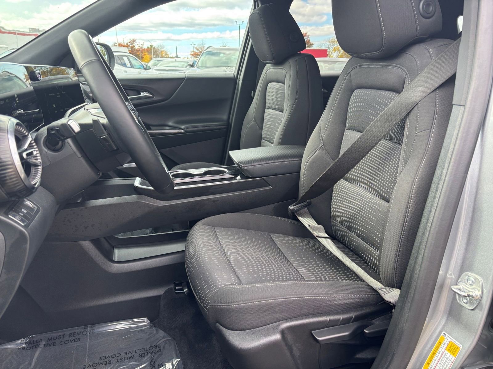 Thumbnail: 2025 Chevrolet Equinox - 32