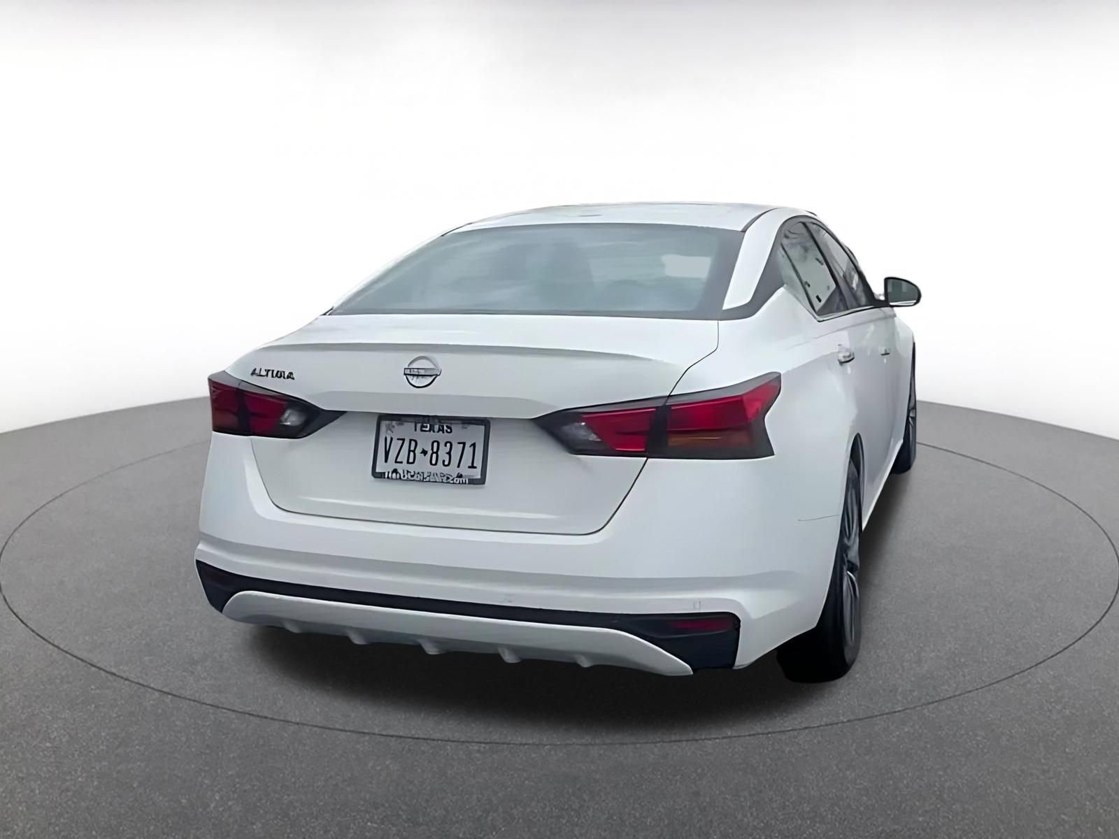 Thumbnail: 2025 Nissan Altima - 12