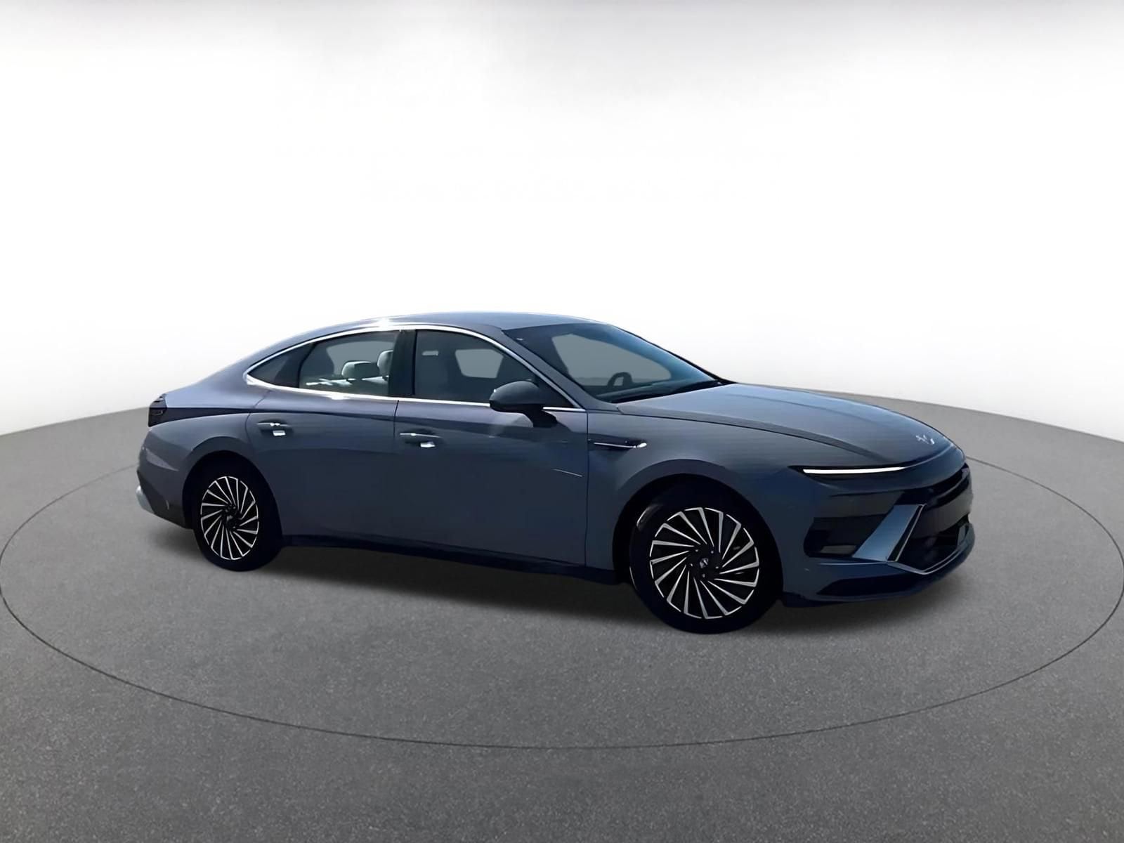 Thumbnail: 2025 Hyundai Sonata - 2