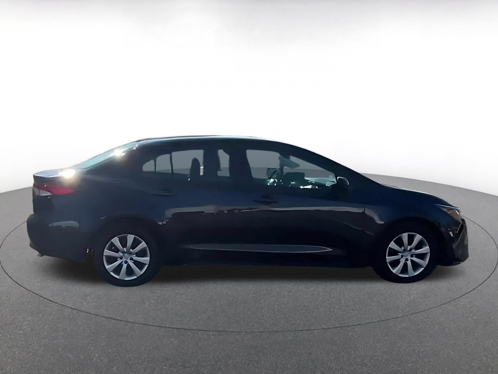Thumbnail: 2025 Toyota Corolla - 15