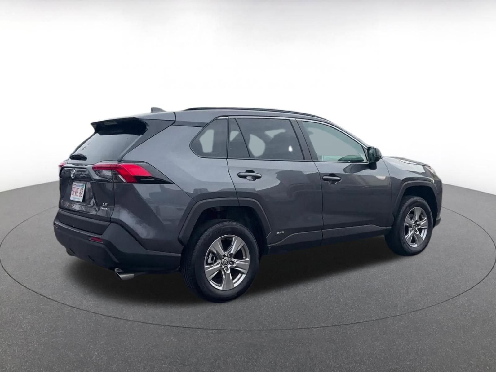 Thumbnail: 2025 Toyota RAV4 - 14