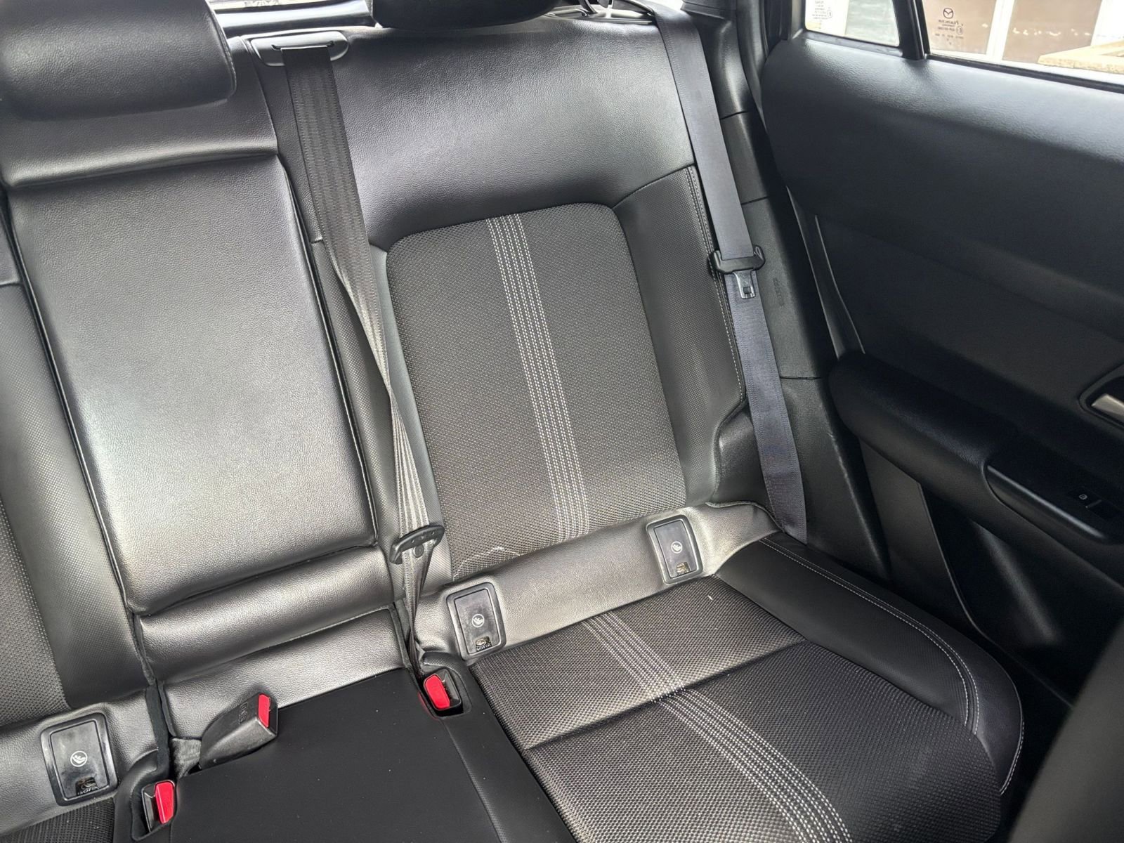 Thumbnail: 2025 Mazda CX-50 - 32