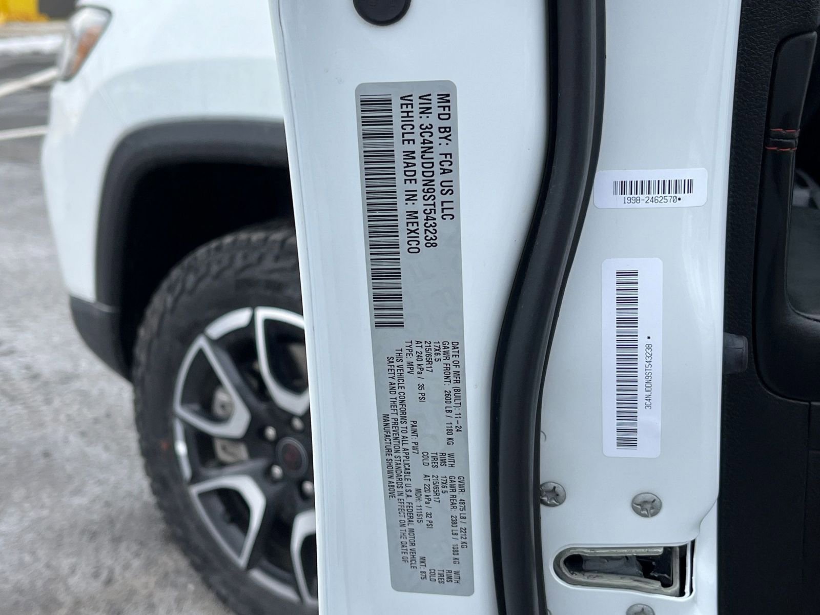 Thumbnail: 2025 Jeep Compass - 25