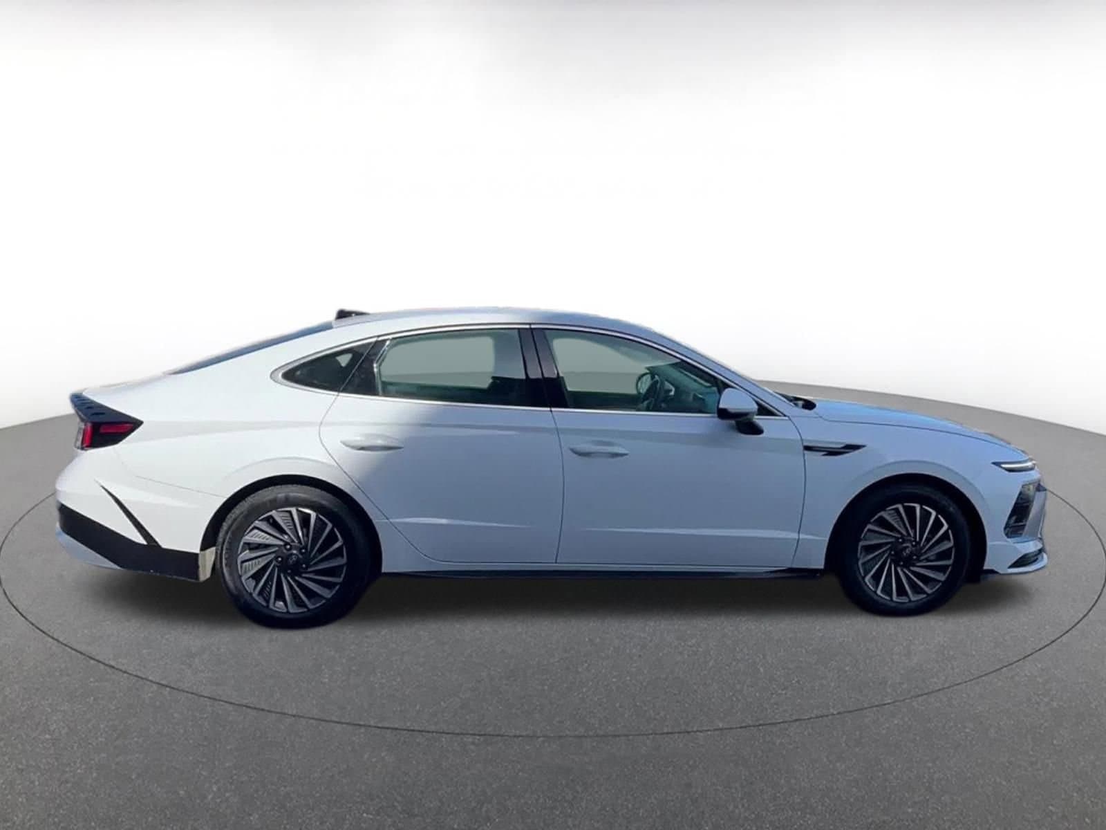 Thumbnail: 2025 Hyundai Sonata - 16