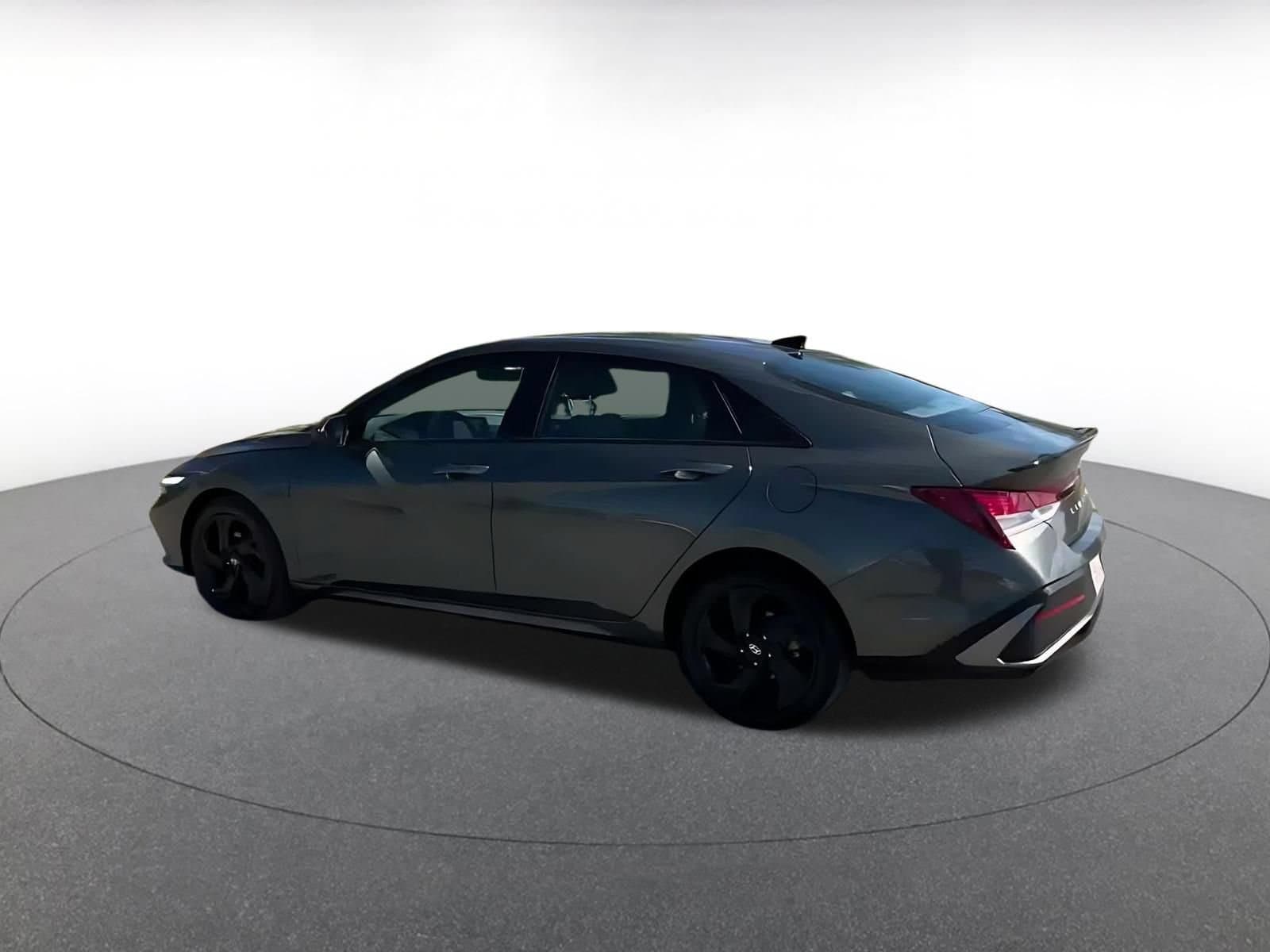 Thumbnail: 2026 Hyundai Elantra - 10