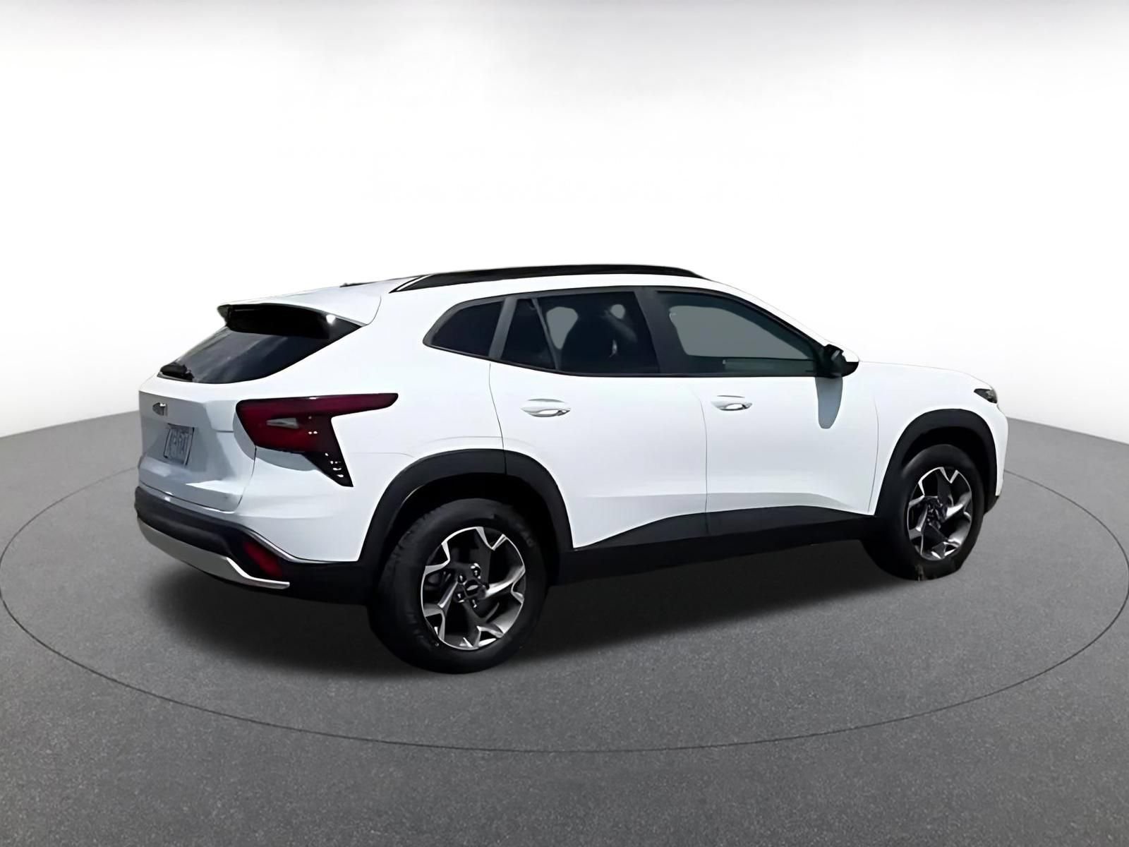 Thumbnail: 2025 Chevrolet Trax - 12