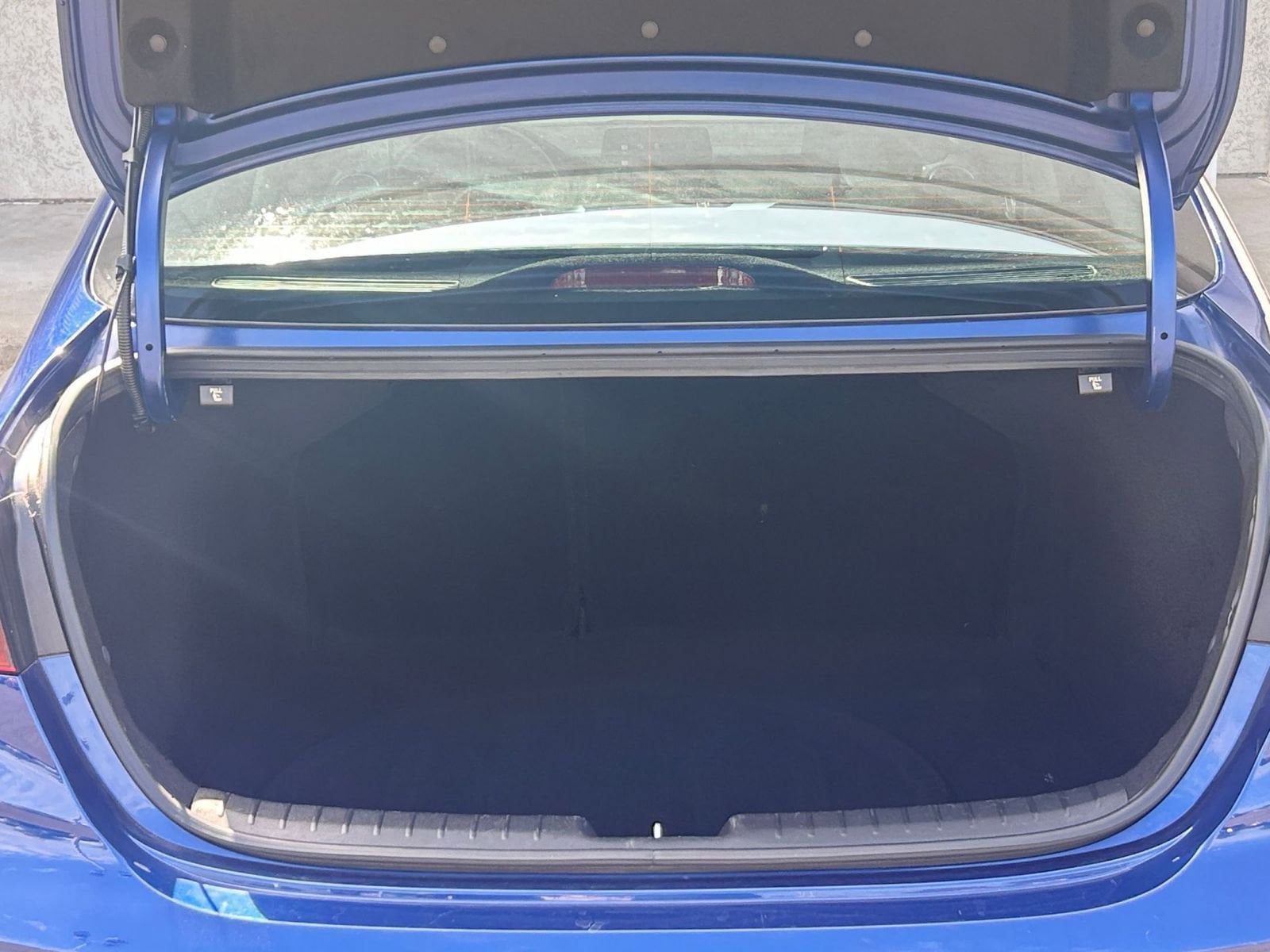 Thumbnail: 2023 Kia Forte - 29