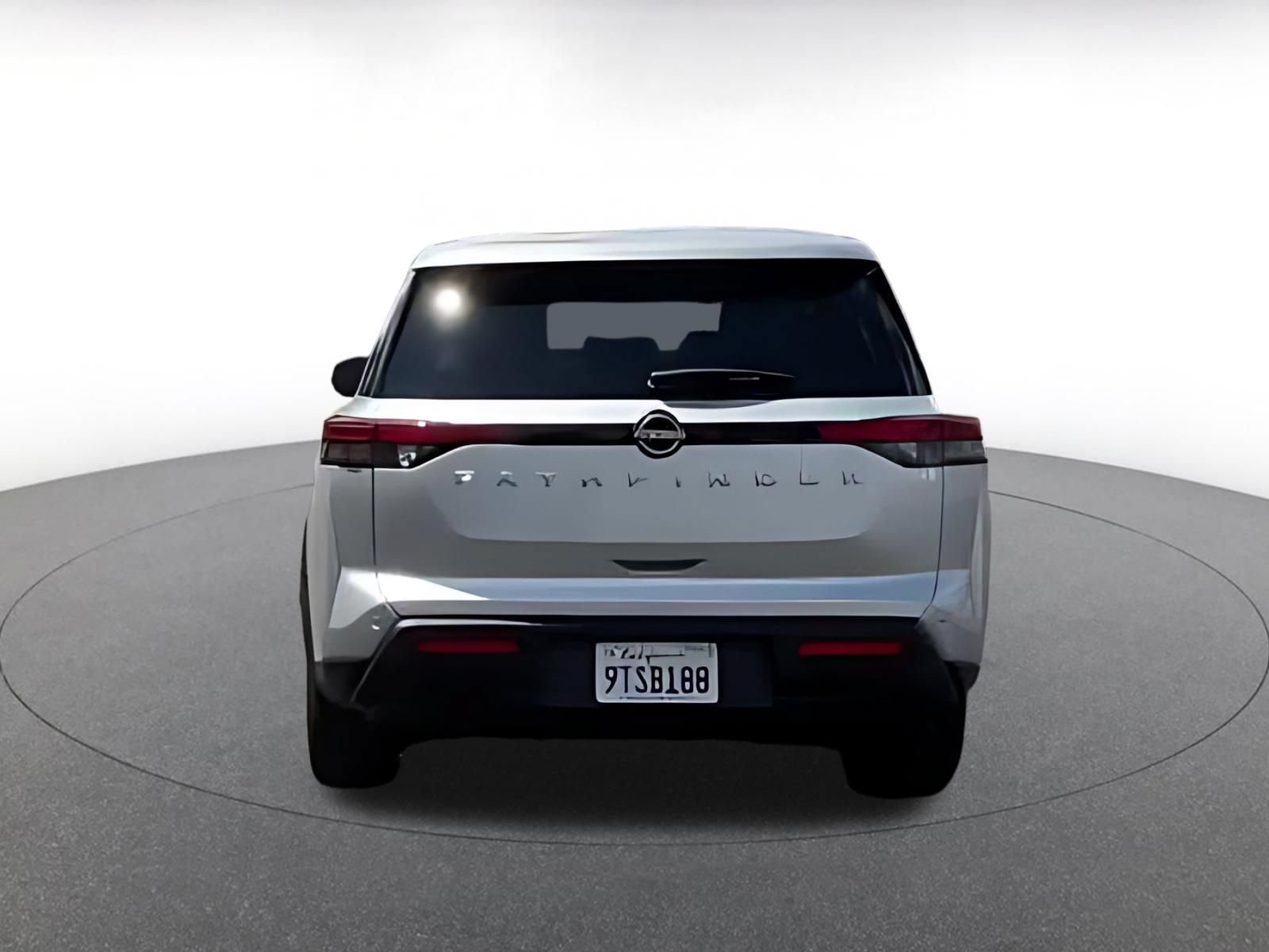 Thumbnail: 2025 Nissan Pathfinder - 13