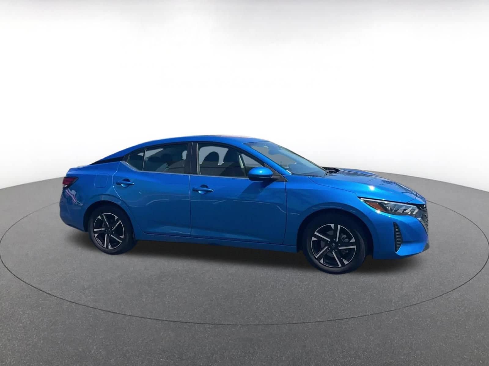 Thumbnail: 2025 Nissan Sentra - 2