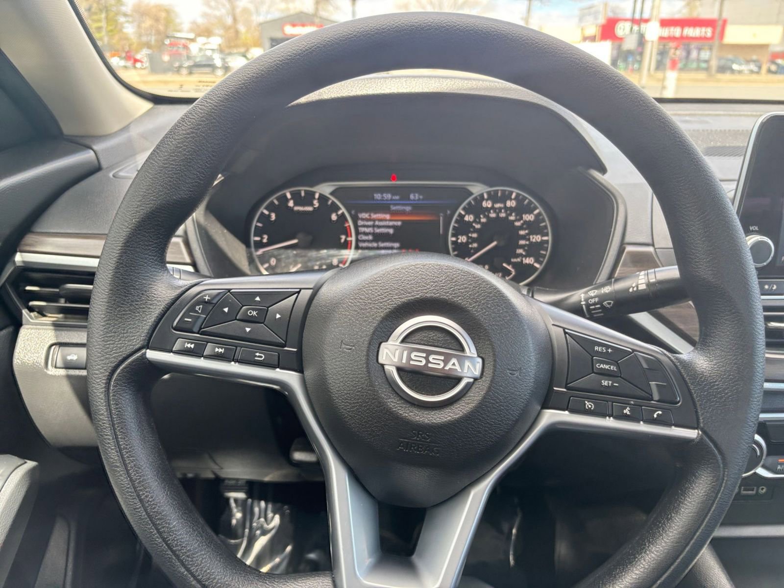 Thumbnail: 2025 Nissan Altima - 33