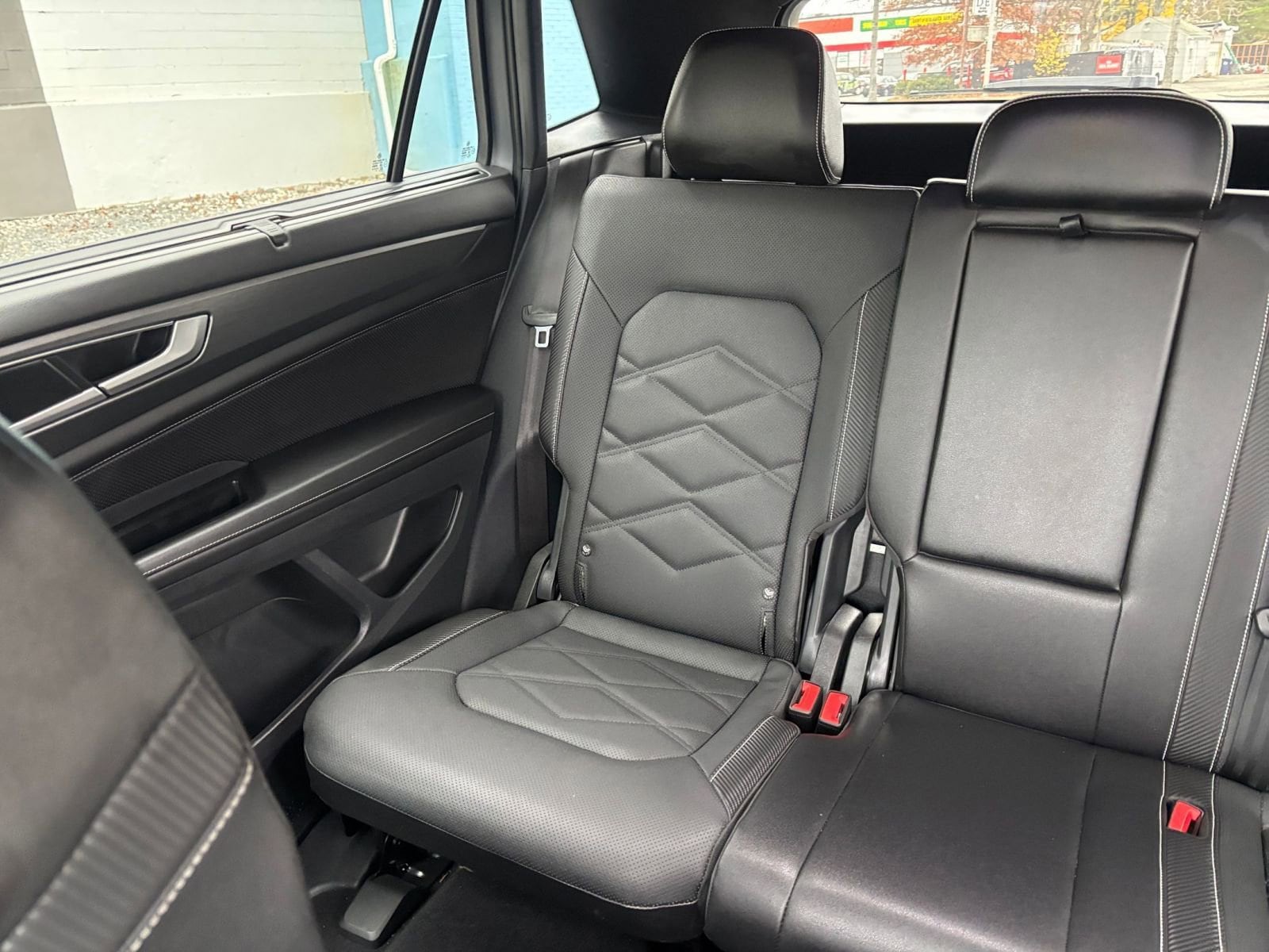 Thumbnail: 2025 Volkswagen Atlas - 35