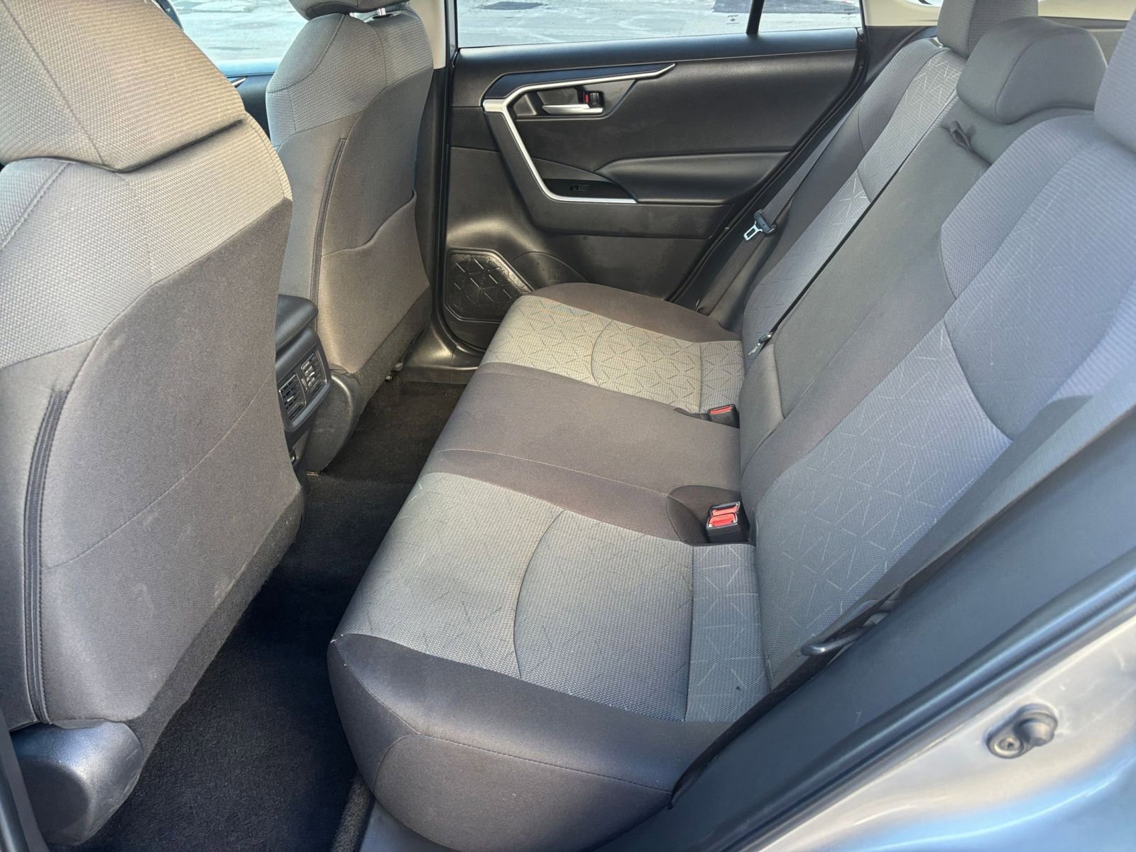 Thumbnail: 2025 Toyota RAV4 - 22