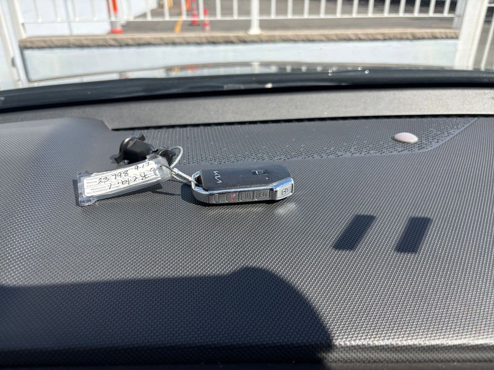 Thumbnail: 2023 Kia Niro - 22