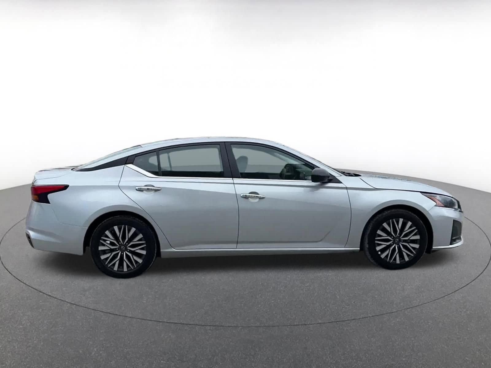 Thumbnail: 2024 Nissan Altima - 16