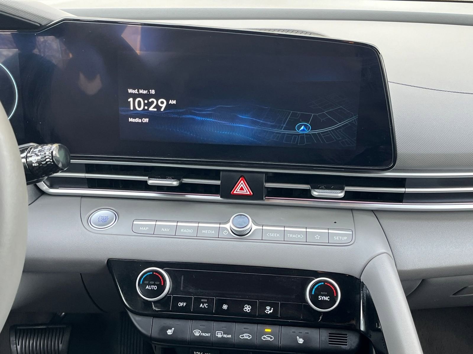 Thumbnail: 2025 Hyundai Elantra - 17