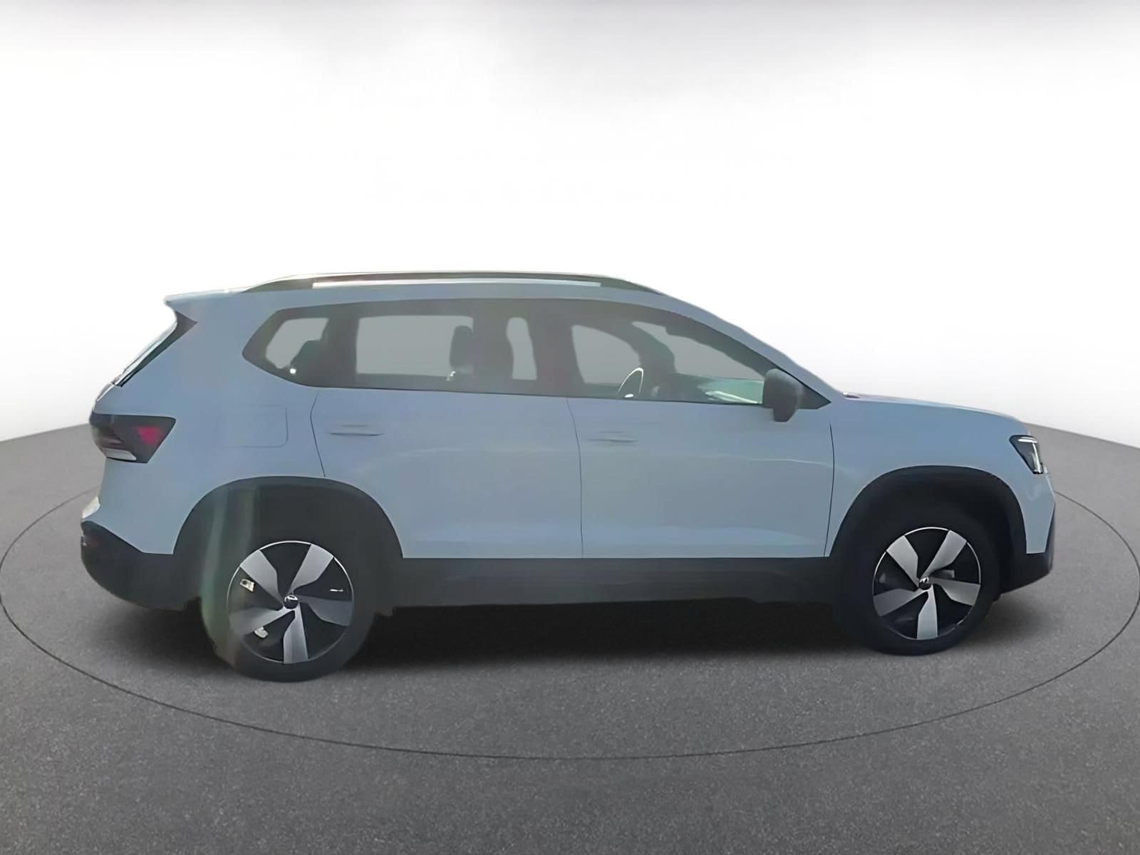 Thumbnail: 2026 Volkswagen Taos - 9