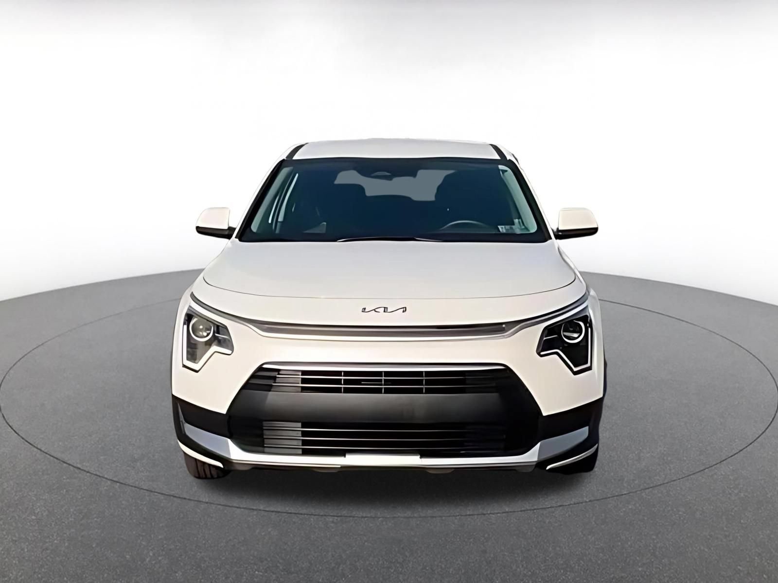 Thumbnail: 2026 Kia Niro - 3